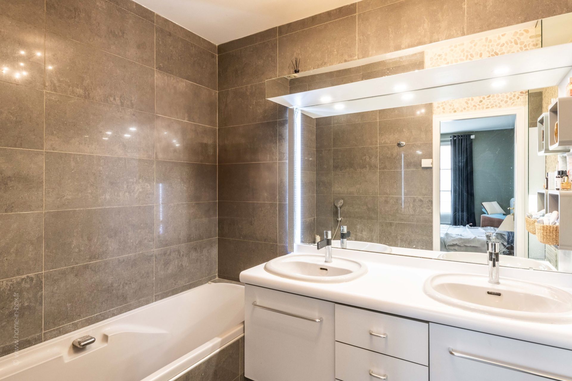 Acheter Maison 6 Pièces 213 m² Rueil-Malmaison