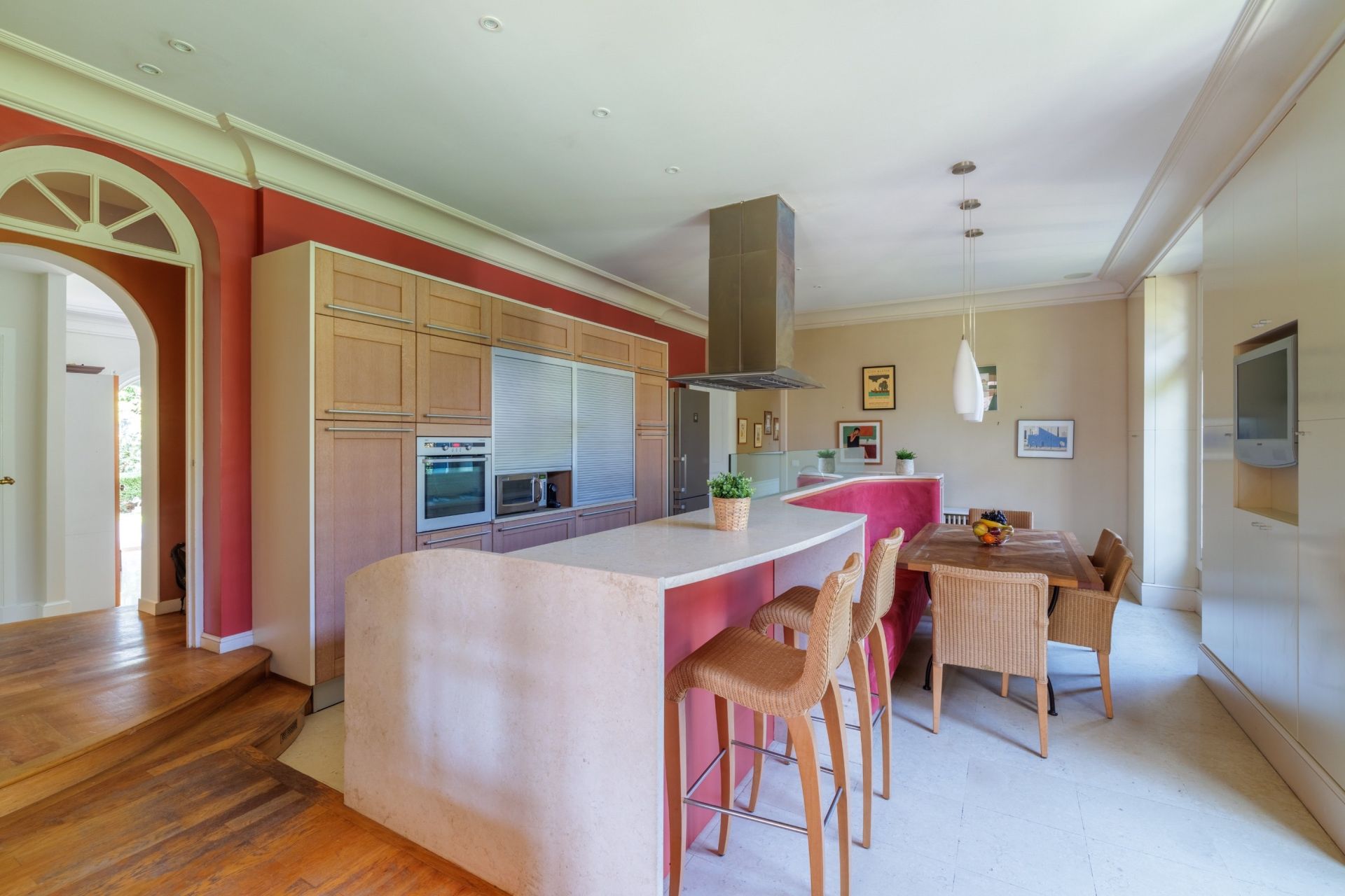 villa 9 pièces en vente sur GARCHES (92380) Vente Villa Garches 92380 440 m²