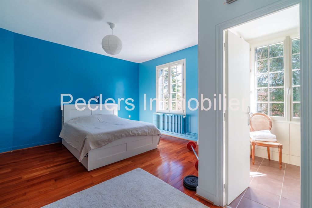 villa 9 pièces en vente sur GARCHES (92380) Vente Villa Garches 92380 440 m²