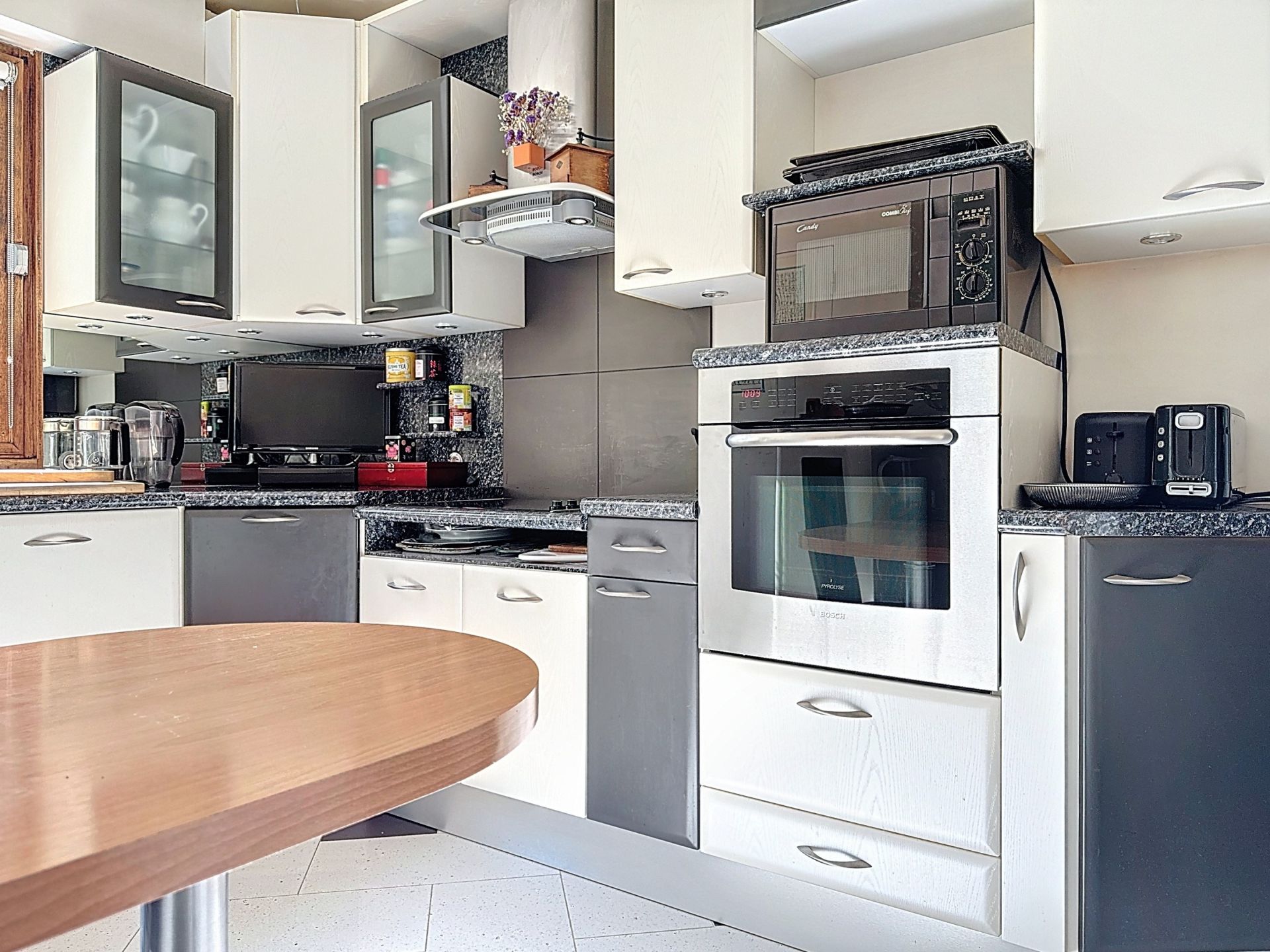 Acheter Appartement 4&nbsp;Pièces 83.31&nbsp;m² Rueil-Malmaison