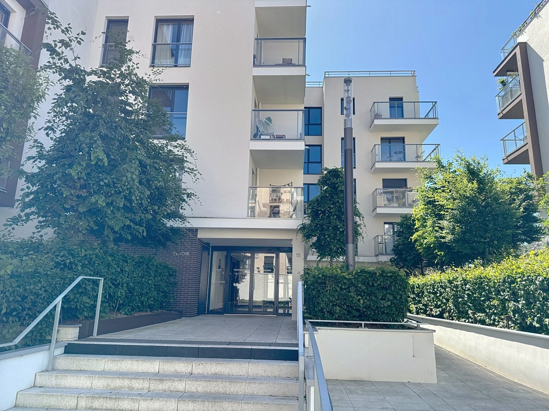 Acheter Appartement 4 Pièces 85.88 m² Rueil-Malmaison