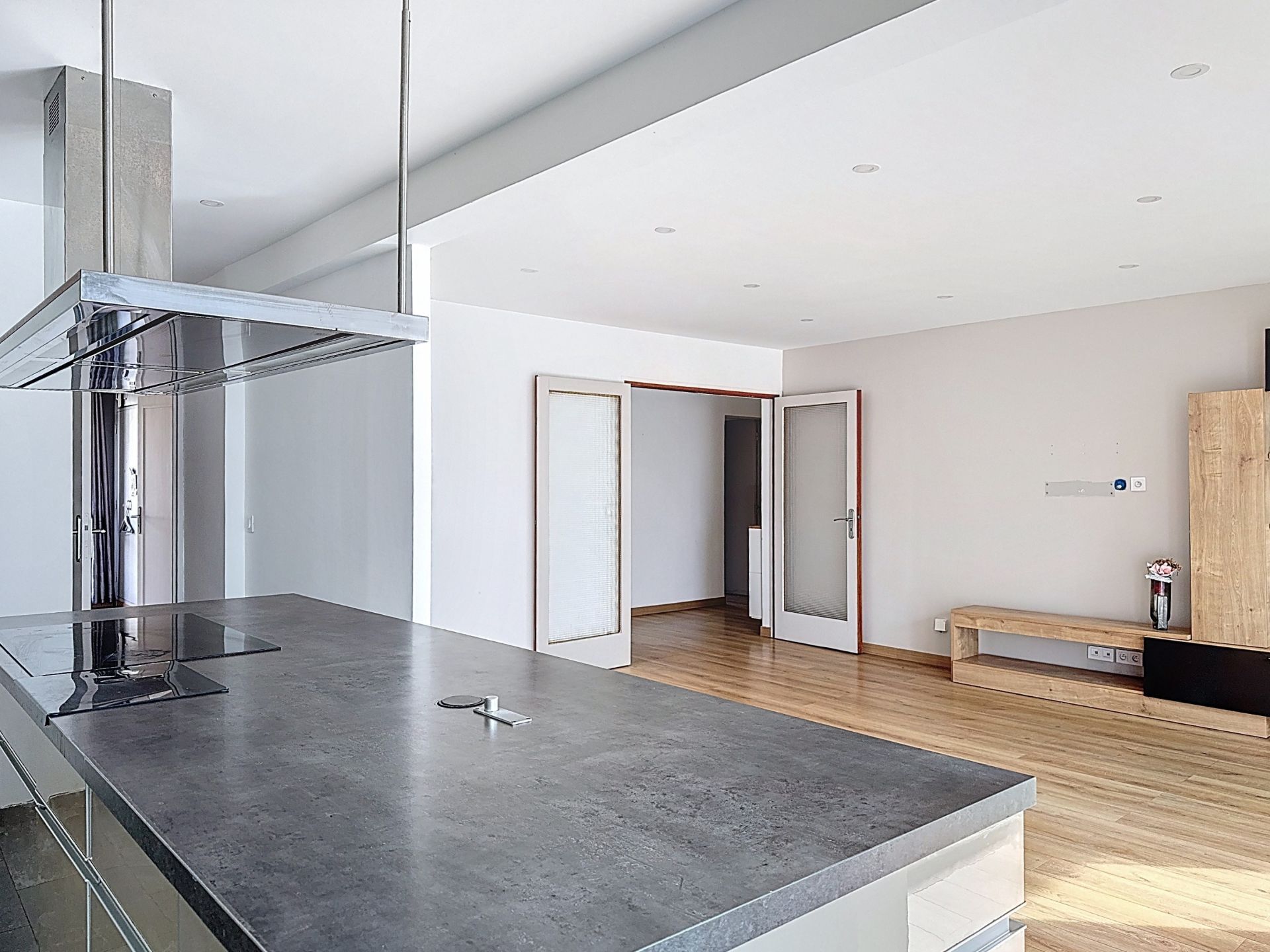 Acheter Appartement 4 Pièces 90.83 m² Rueil-Malmaison