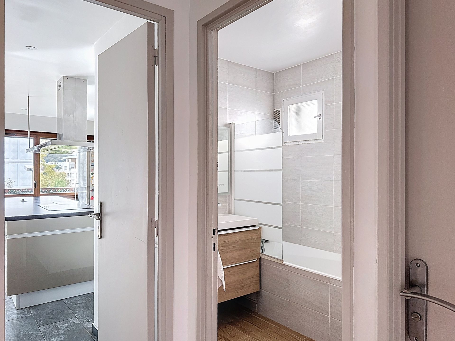 Acheter Appartement 4 Pièces 90.83 m² Rueil-Malmaison