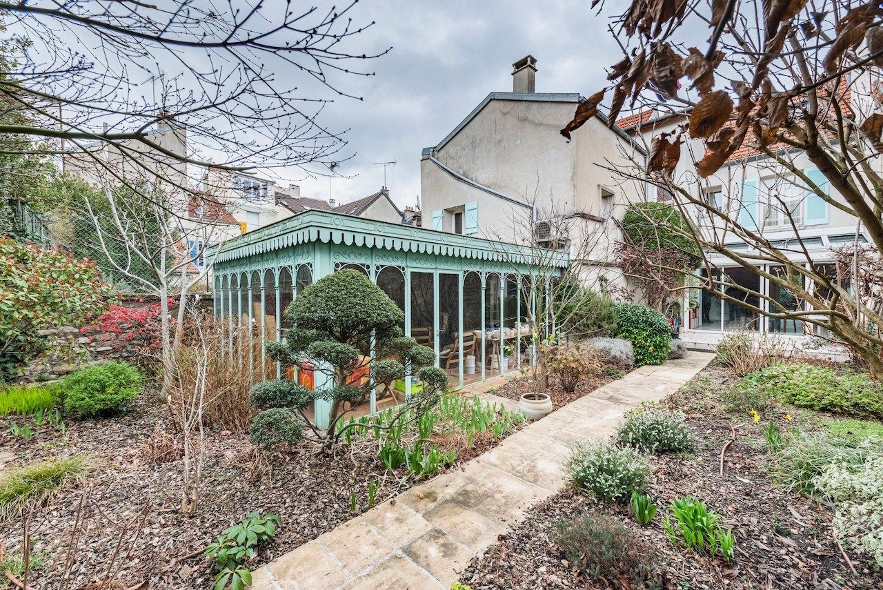 Acheter Maison 8&nbsp;Pièces 217&nbsp;m² Rueil-Malmaison