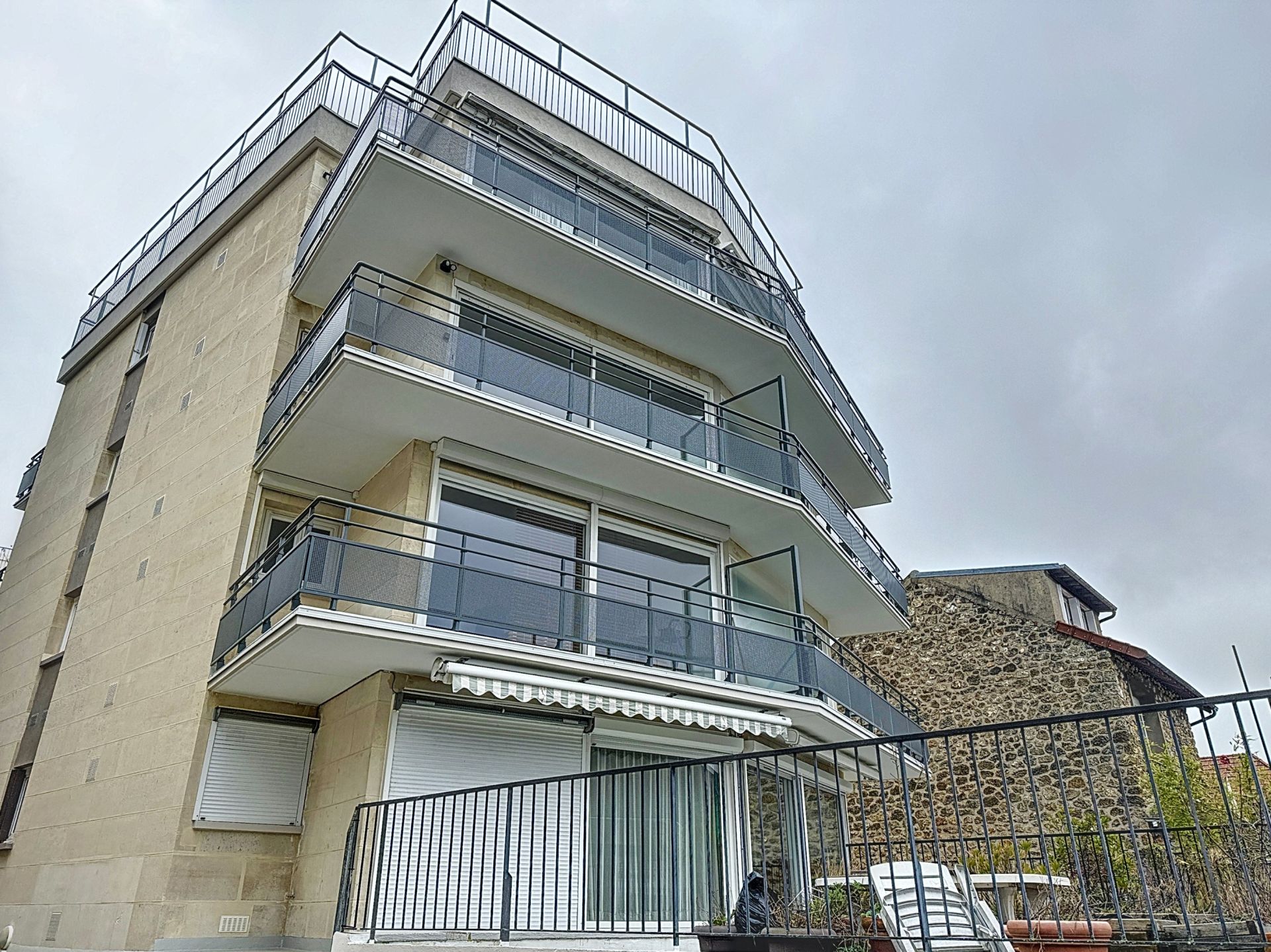 Acheter Appartement 3&nbsp;Pièces 61.84&nbsp;m² Saint-Cloud