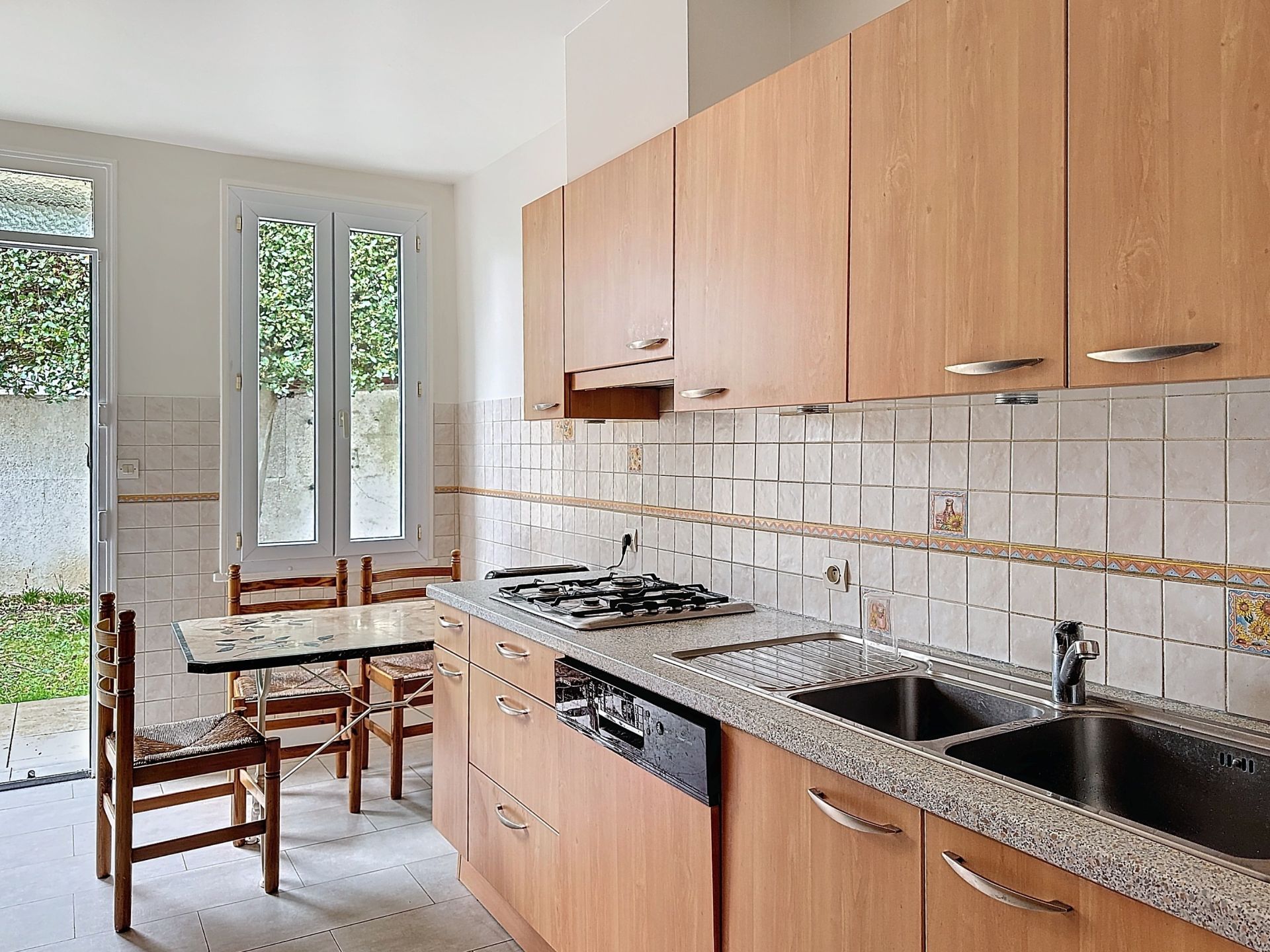 Acheter Maison 6 Pièces 150 m² Rueil-Malmaison