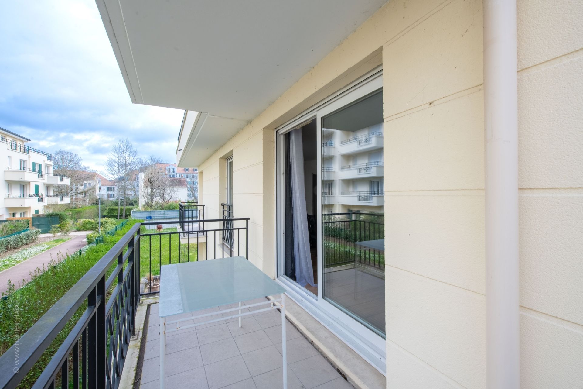 Louer Appartement 5&nbsp;Pièces 99.8&nbsp;m² Rueil-Malmaison