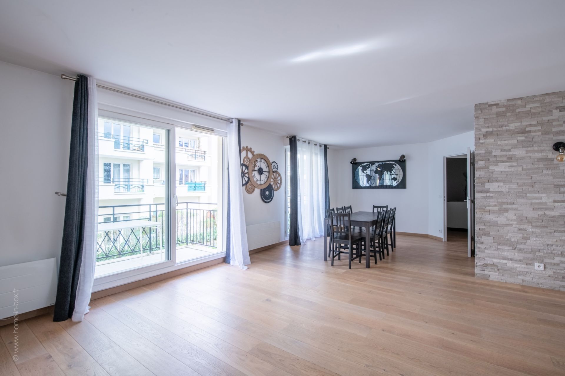 Louer Appartement 5&nbsp;Pièces 99.8&nbsp;m² Rueil-Malmaison