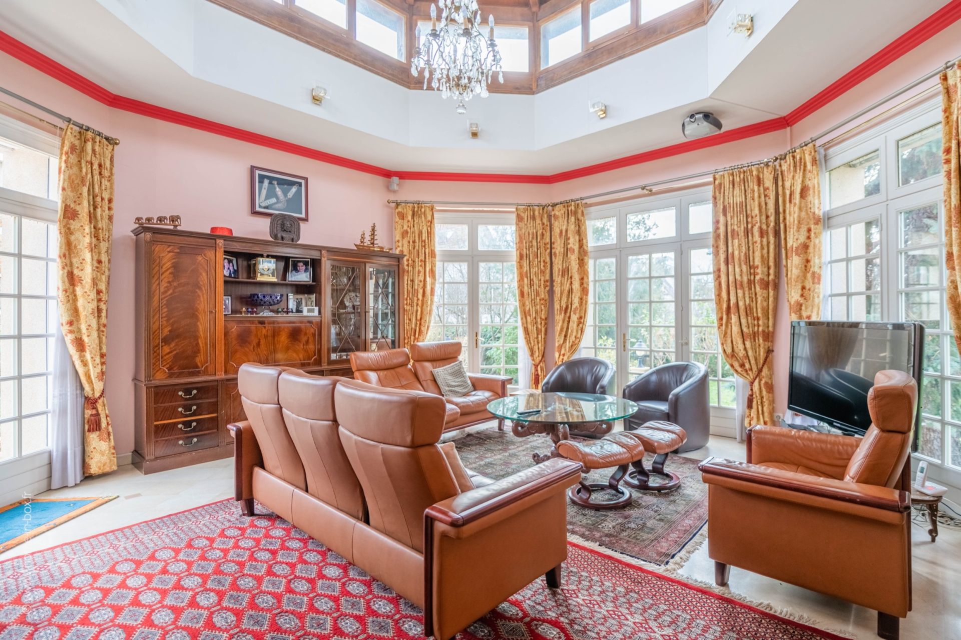 maison 7 Pièces en vente sur RUEIL MALMAISON (92500) Acheter Maison 7 Pièces 270 m² Rueil-Malmaison