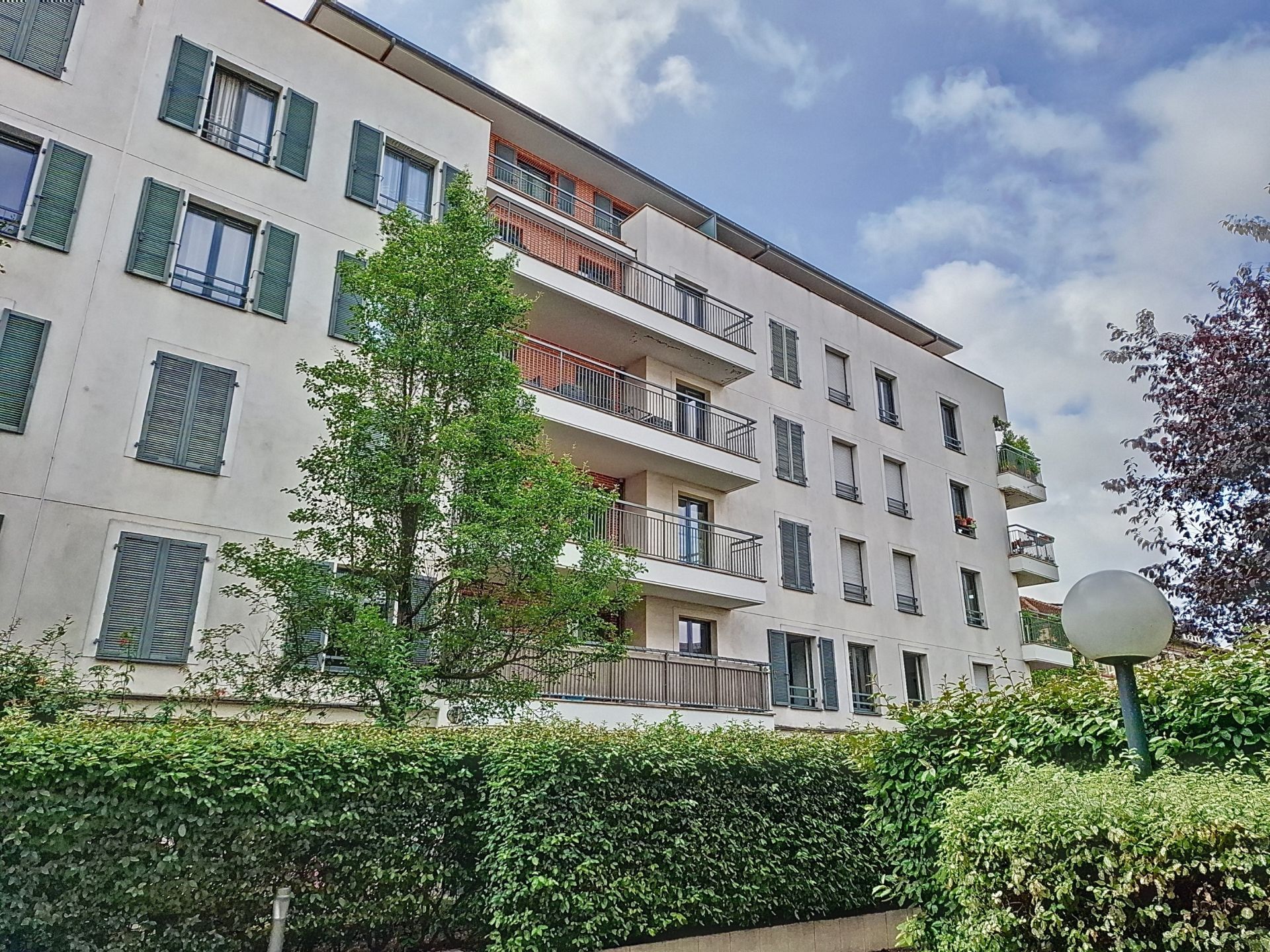 Louer Appartement 3 Pièces 66.63 m² Rueil-Malmaison