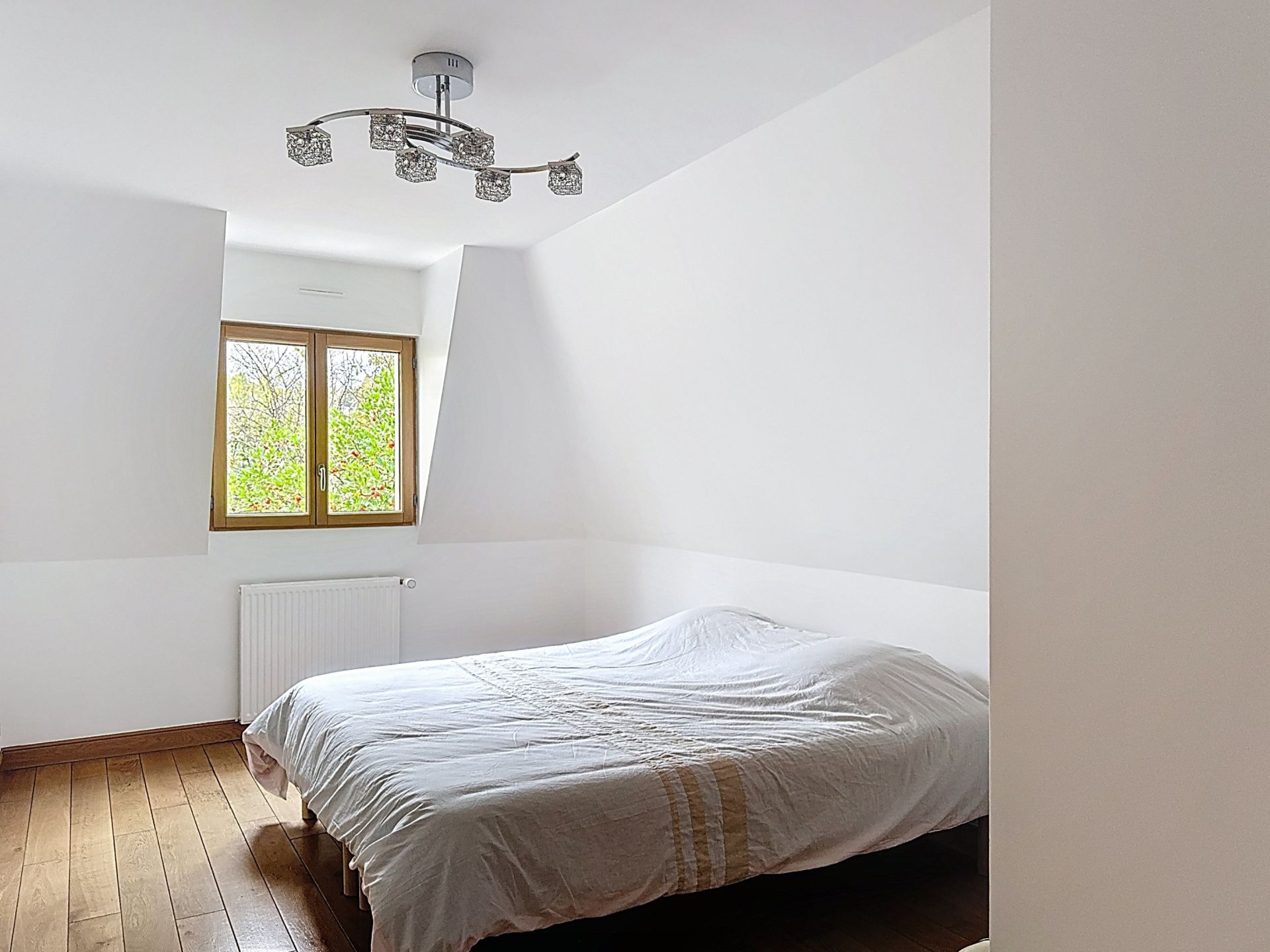 Acheter Maison 6 Pièces 192.43 m² Rueil-Malmaison