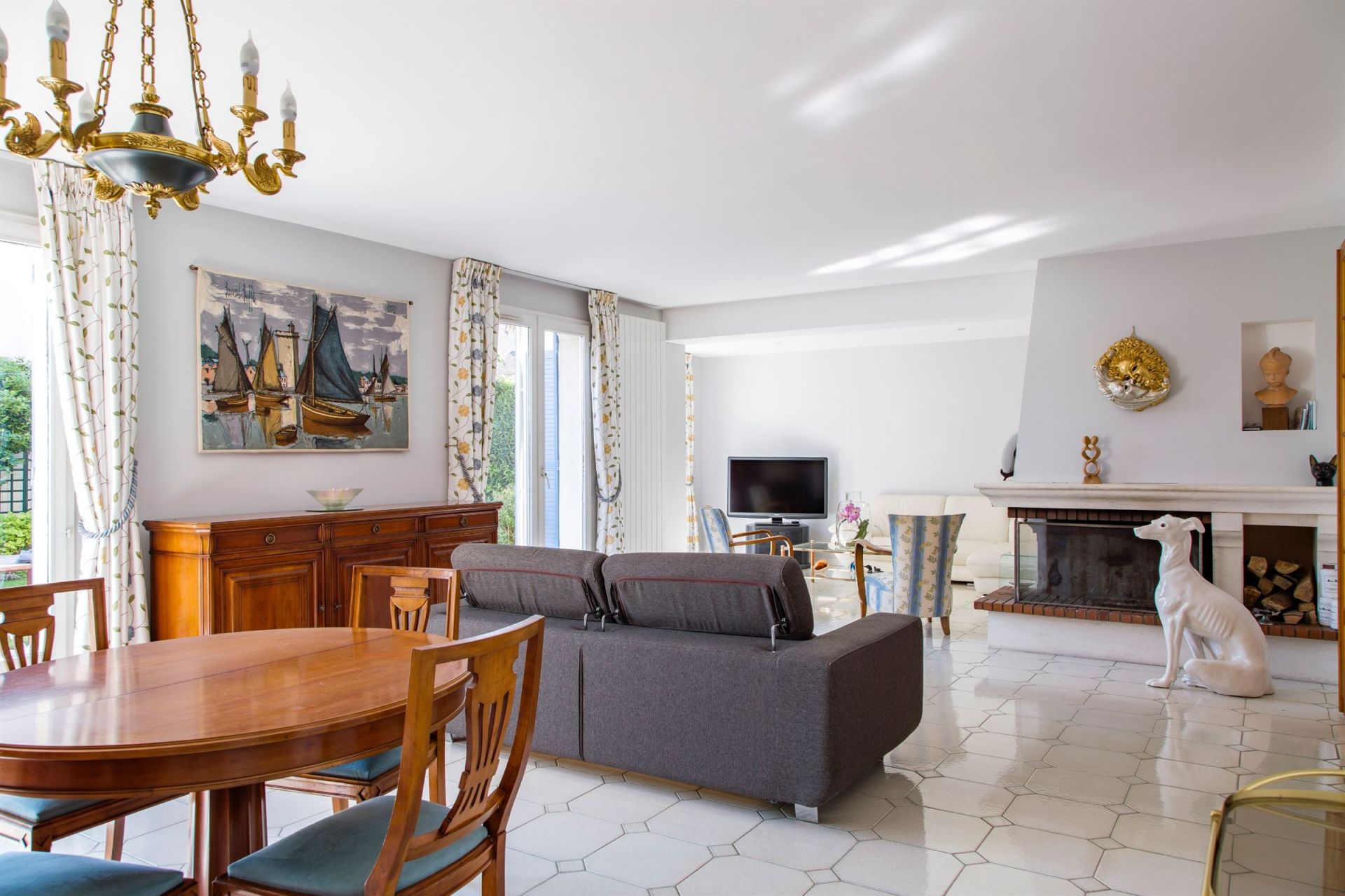 Acheter Maison 8 Pièces 205 m² Rueil-Malmaison