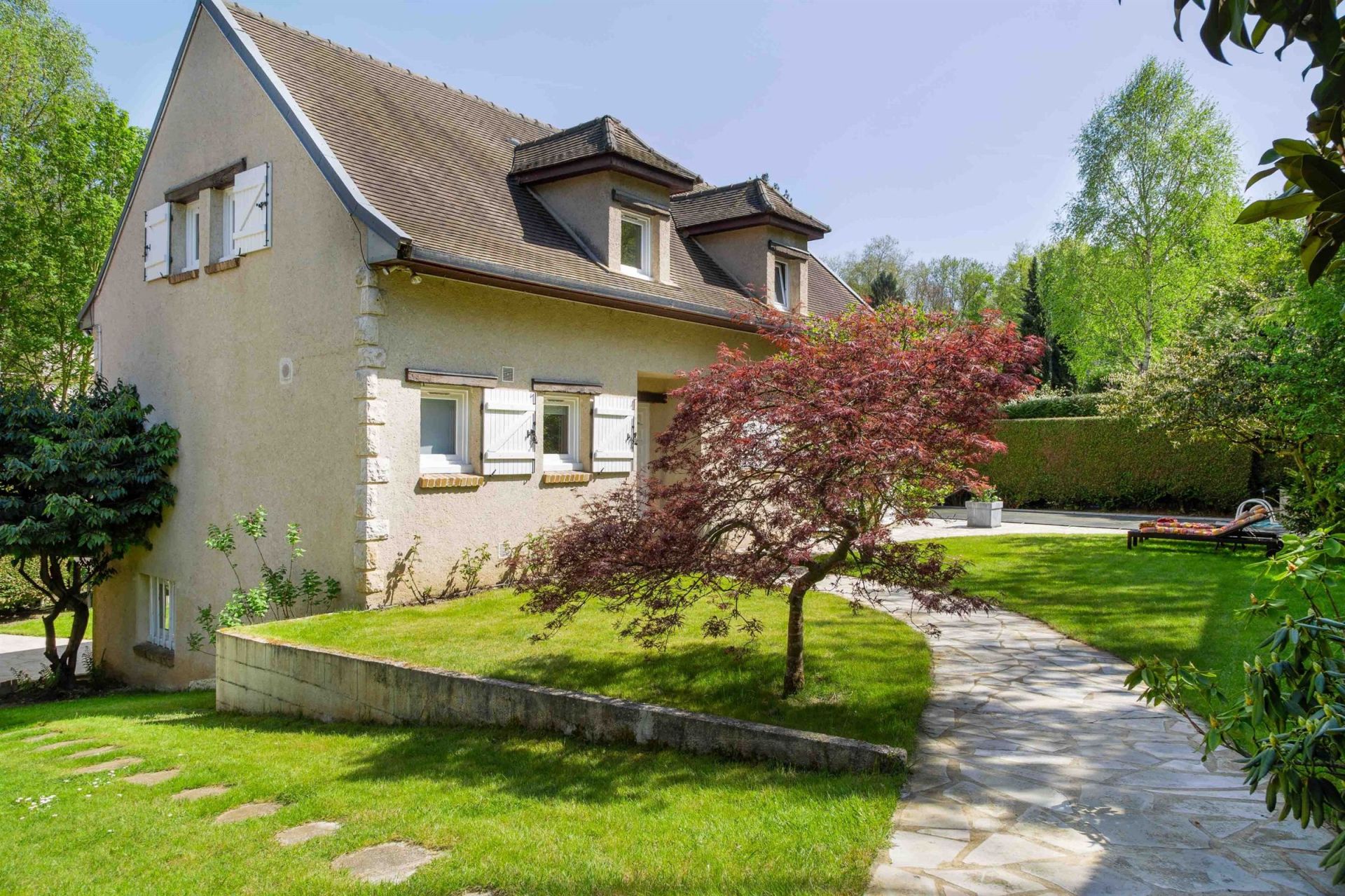 Acheter Maison 7&nbsp;Pièces 235&nbsp;m² Rueil-Malmaison