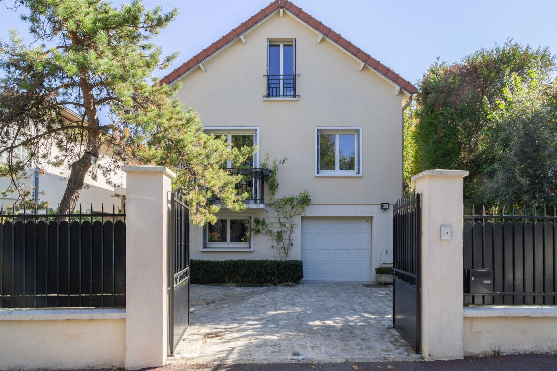 Acheter Maison 7 Pièces 145 m² Rueil-Malmaison