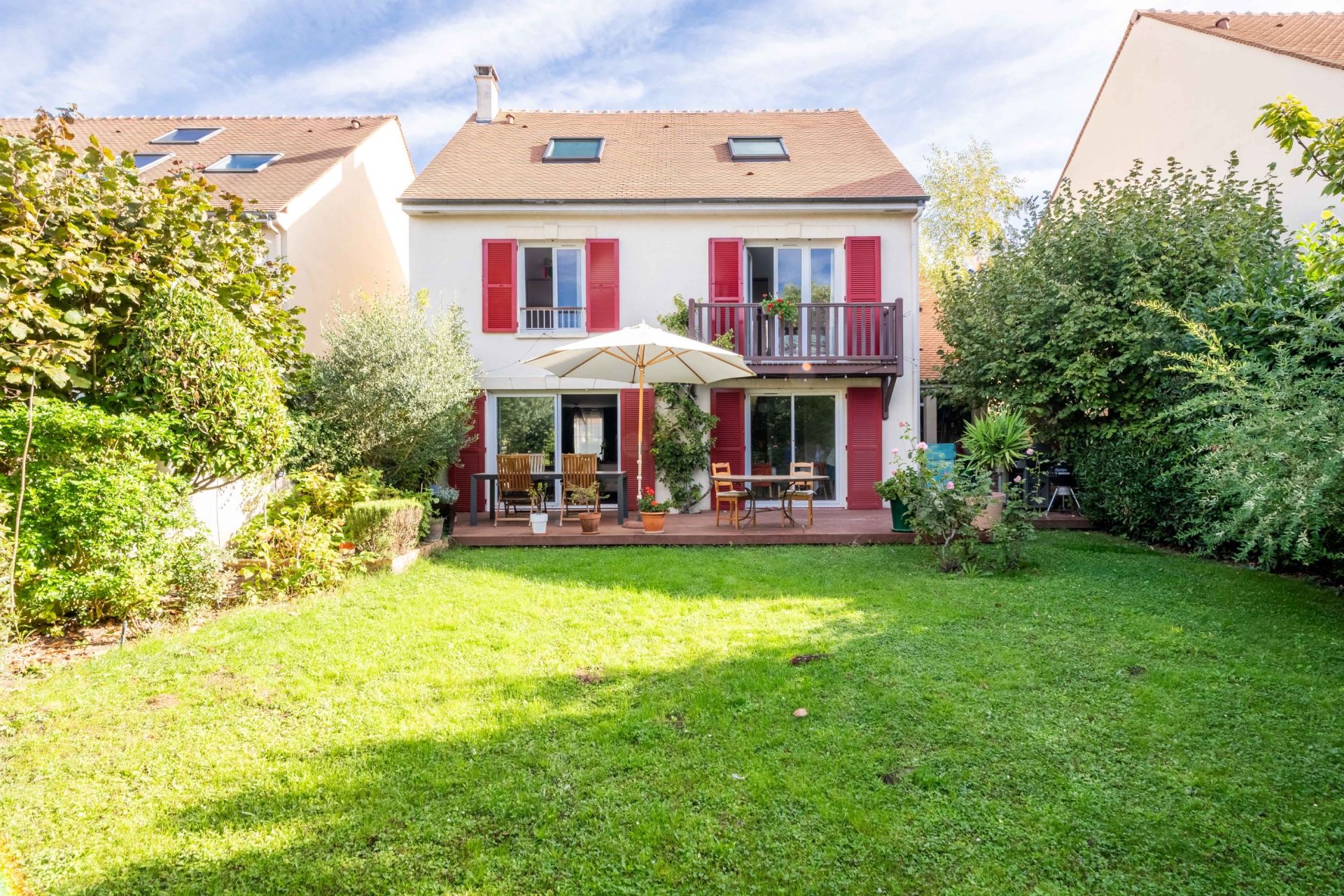 Louer Maison 6 Pièces 184.69 m² Rueil-Malmaison