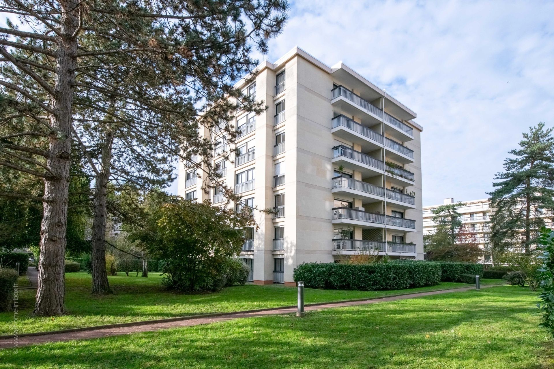 Acheter Appartement 5&nbsp;Pièces 98.88&nbsp;m² Rueil-Malmaison