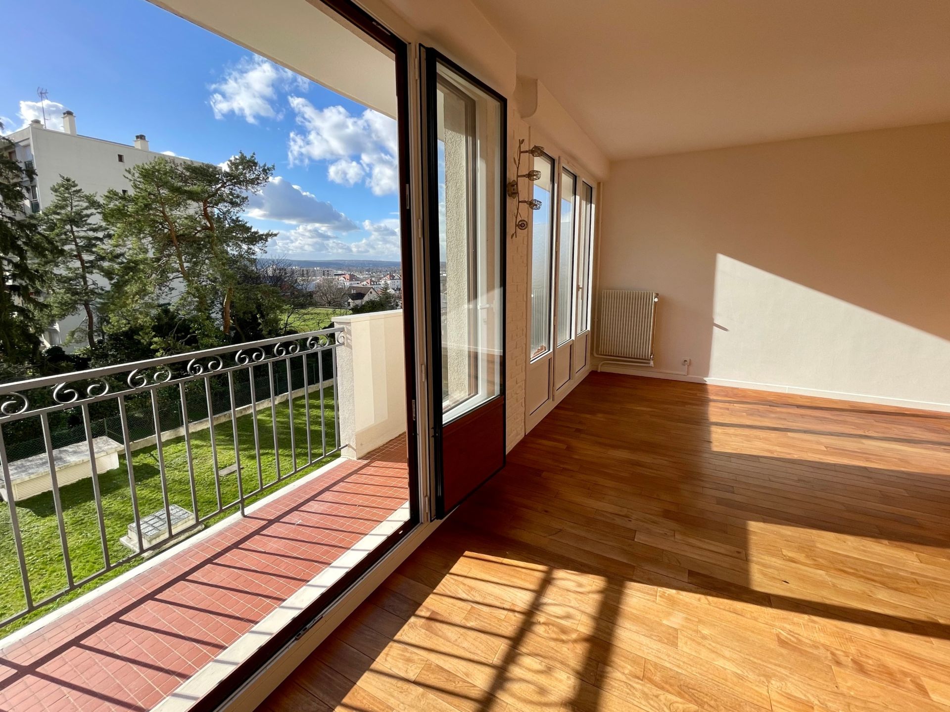 Acheter Appartement 3&nbsp;Pièces 76.1&nbsp;m² Rueil-Malmaison