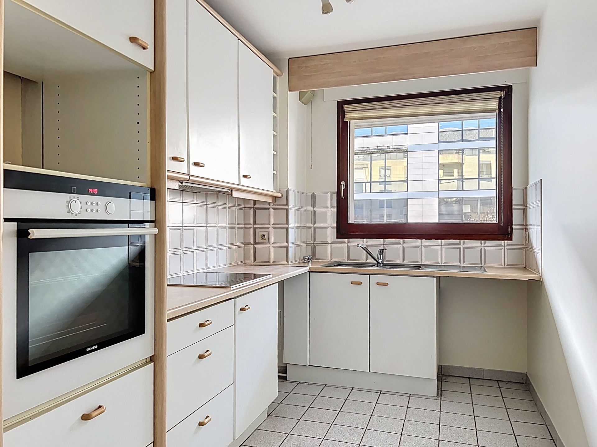 Louer Appartement 4&nbsp;Pièces 86.66&nbsp;m² Rueil-Malmaison