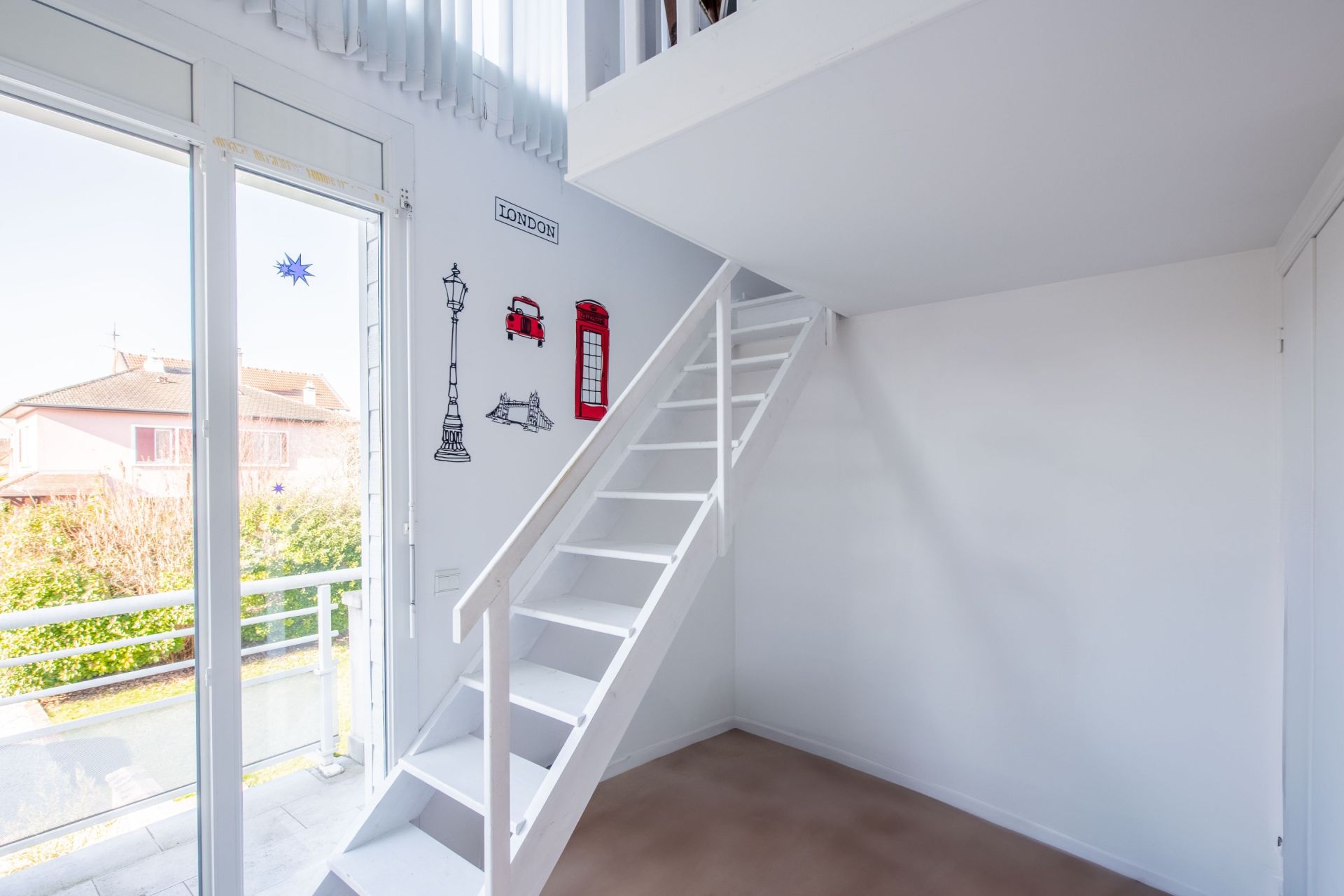 Acheter Maison 8&nbsp;Pièces 269.6&nbsp;m² Rueil-Malmaison