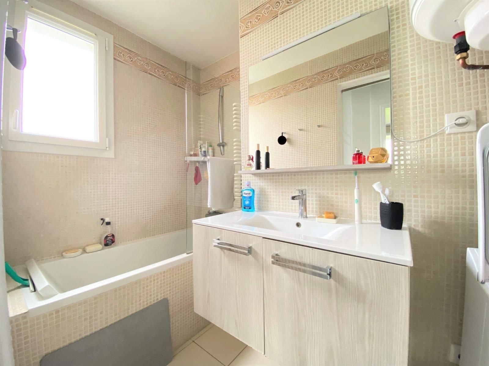 Louer Appartement 3&nbsp;Pièces 60.99&nbsp;m² Rueil-Malmaison