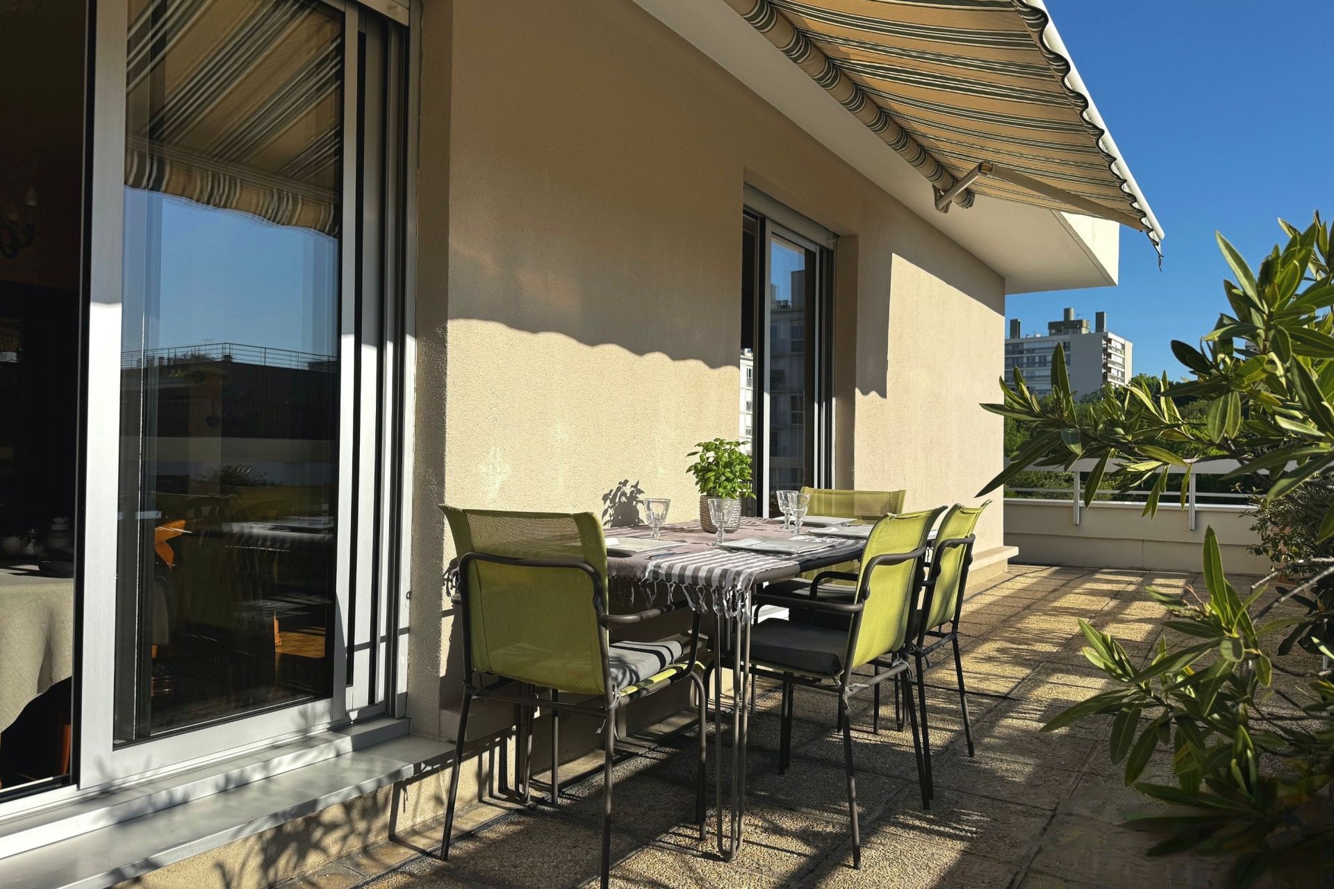 Acheter Appartement 5&nbsp;Pièces 110.29&nbsp;m² Rueil-Malmaison