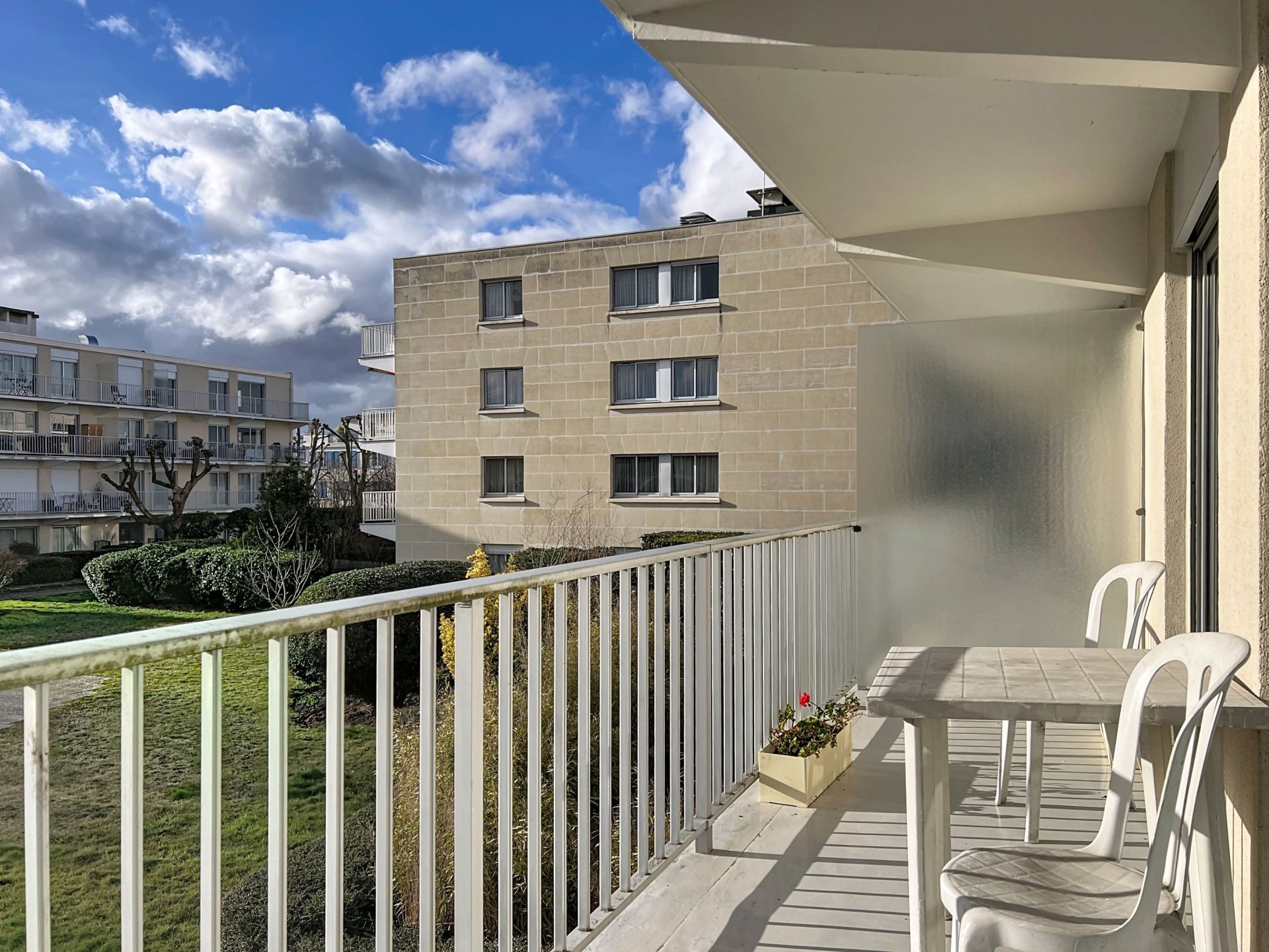 Louer Appartement 1&nbsp;pièce 31.6&nbsp;m² Rueil-Malmaison