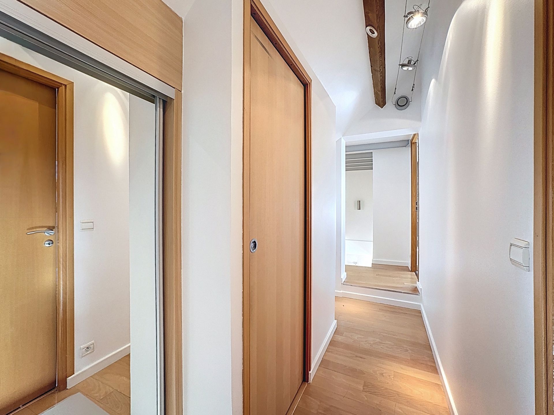 Acheter Appartement 5&nbsp;Pièces 114.11&nbsp;m² Rueil-Malmaison