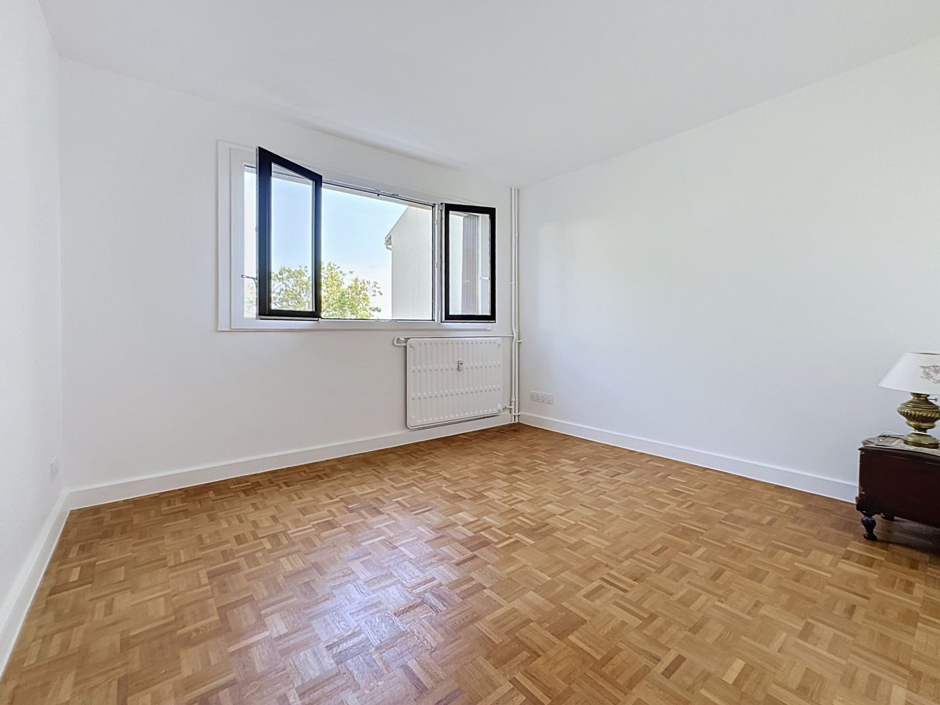 Acheter Appartement 5&nbsp;Pièces 103.87&nbsp;m² Rueil-Malmaison