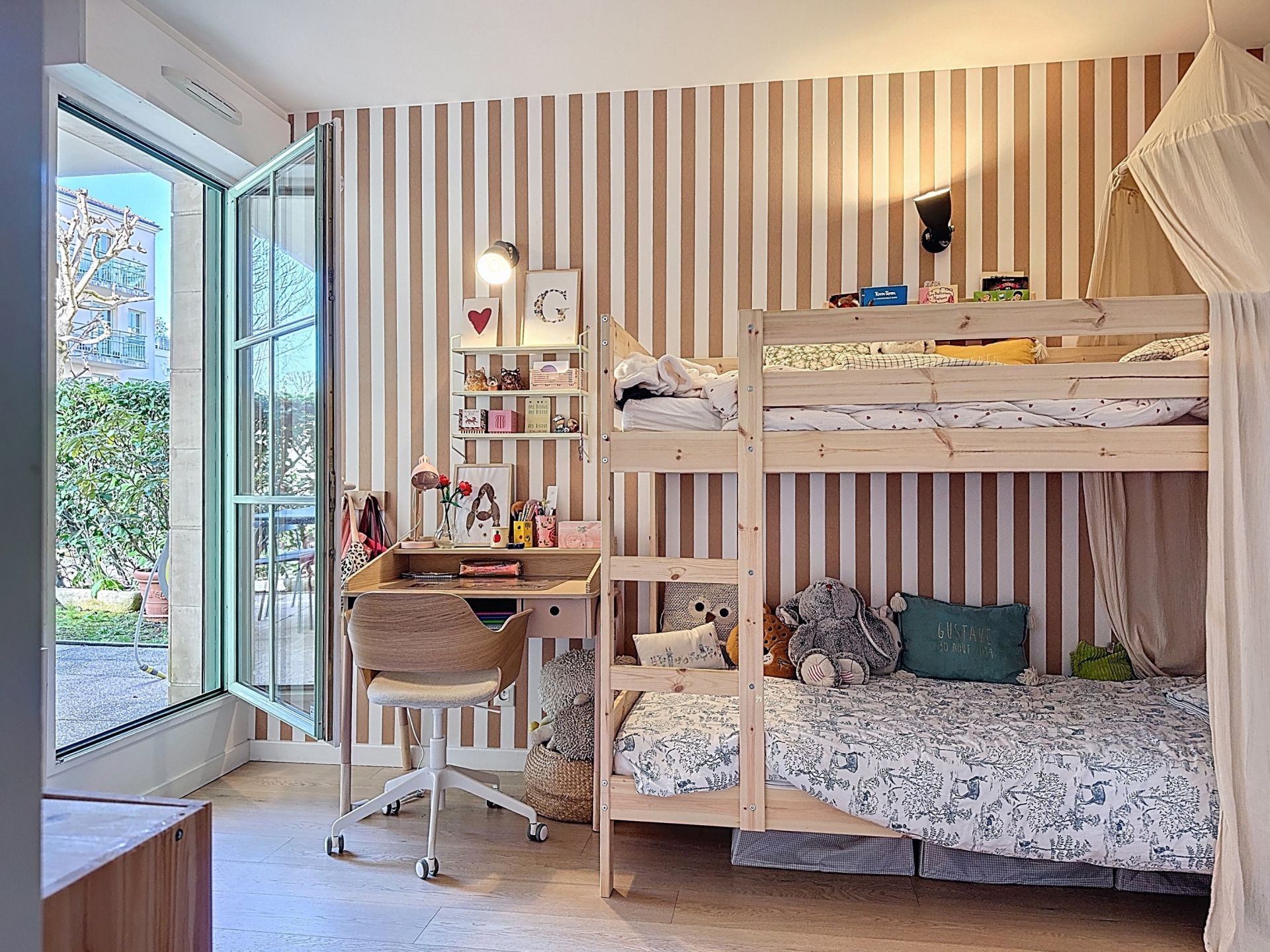 Acheter Appartement 4&nbsp;Pièces 107.19&nbsp;m² Rueil-Malmaison