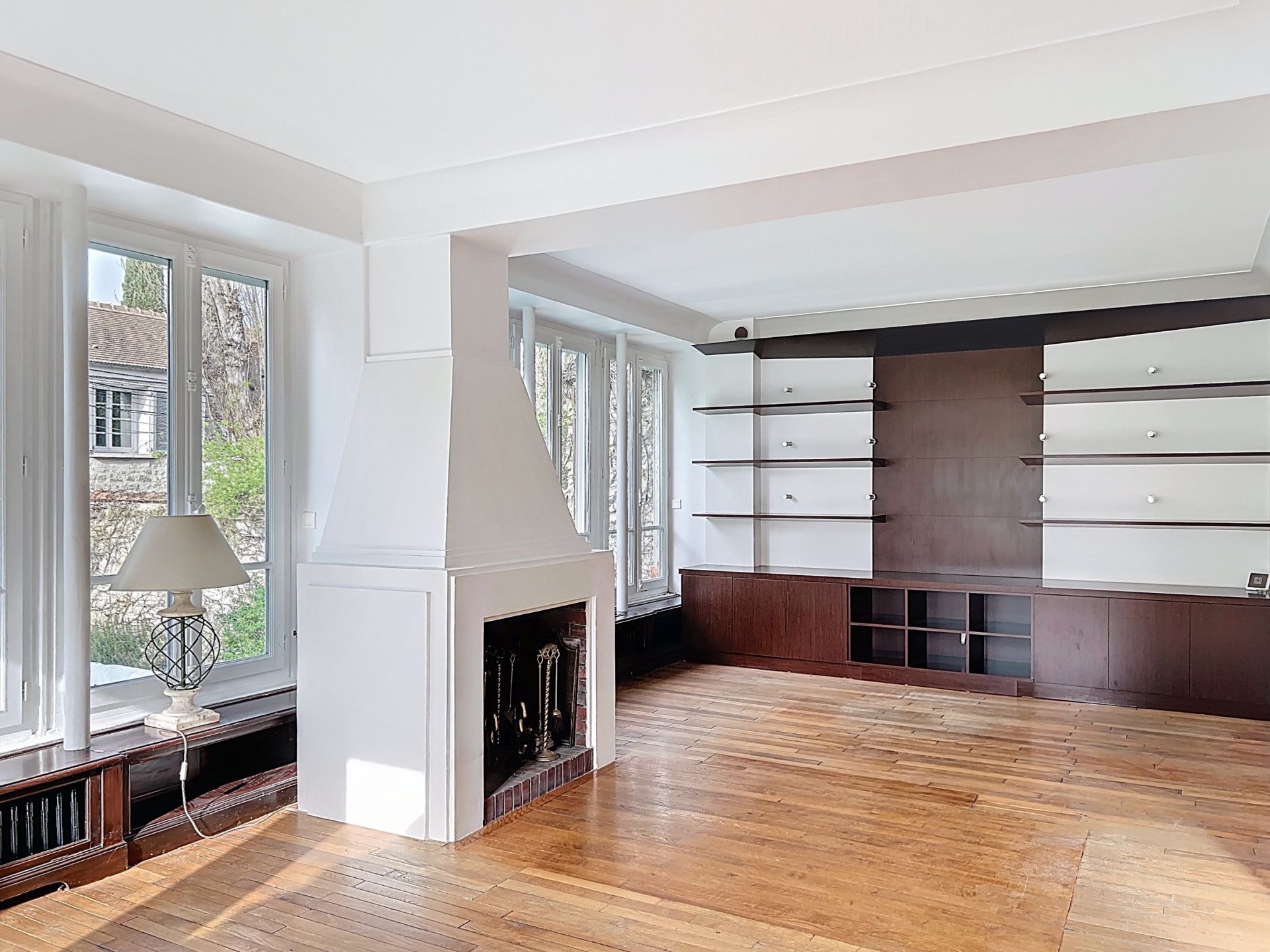 Louer Maison 8&nbsp;Pièces 238.79&nbsp;m² Rueil-Malmaison