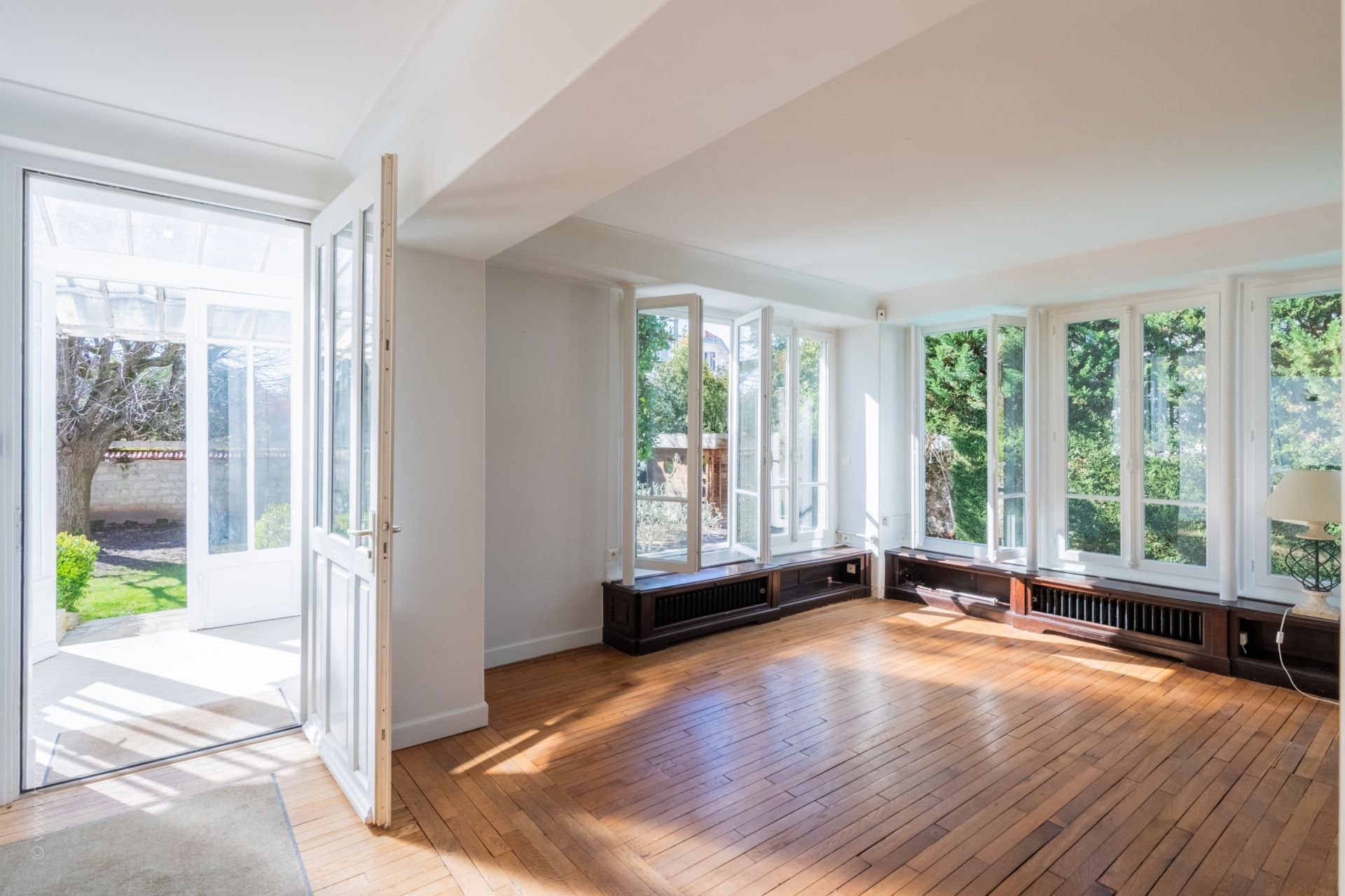 Louer Maison 8&nbsp;Pièces 238.79&nbsp;m² Rueil-Malmaison