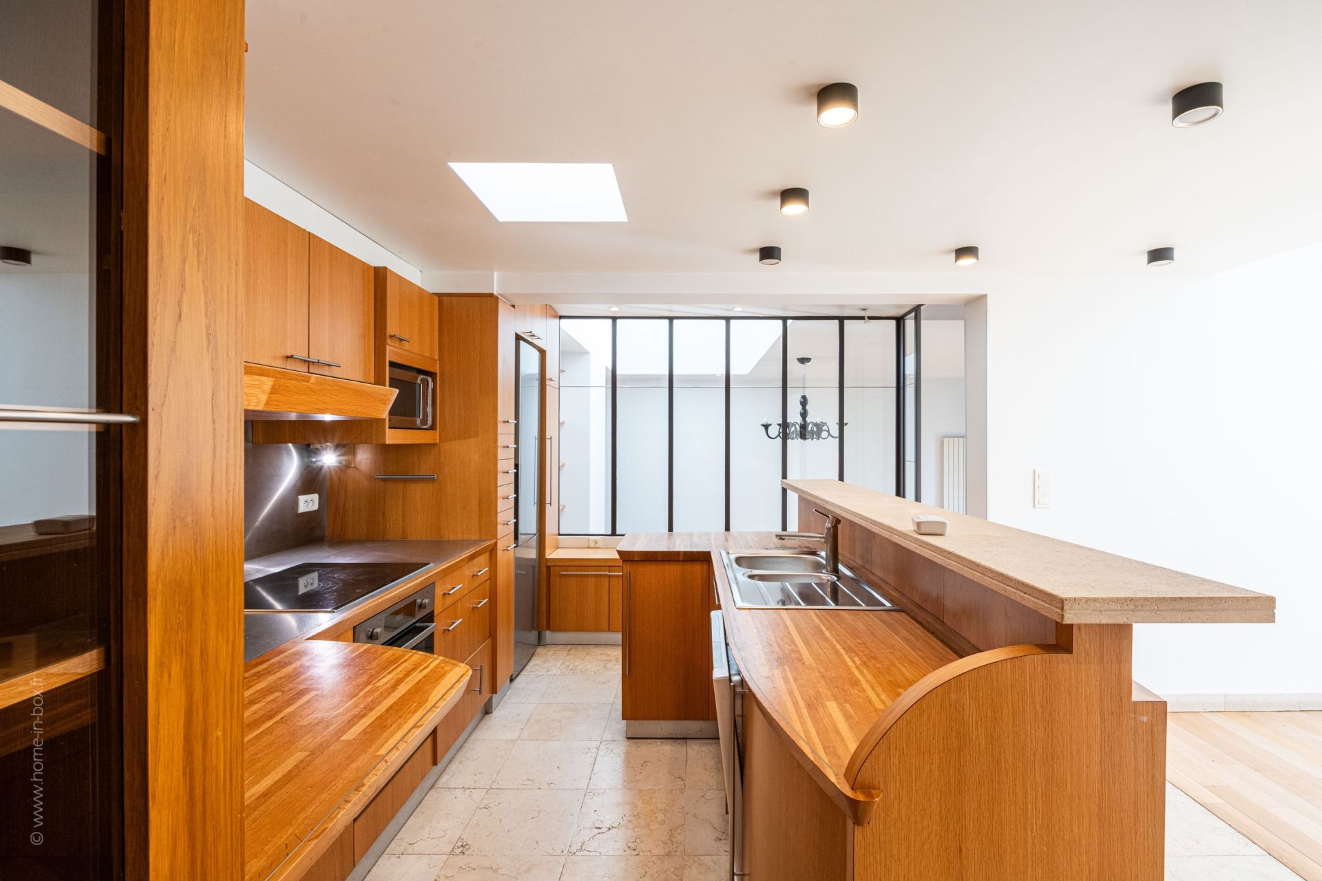 Louer Maison 8&nbsp;Pièces 238.79&nbsp;m² Rueil-Malmaison