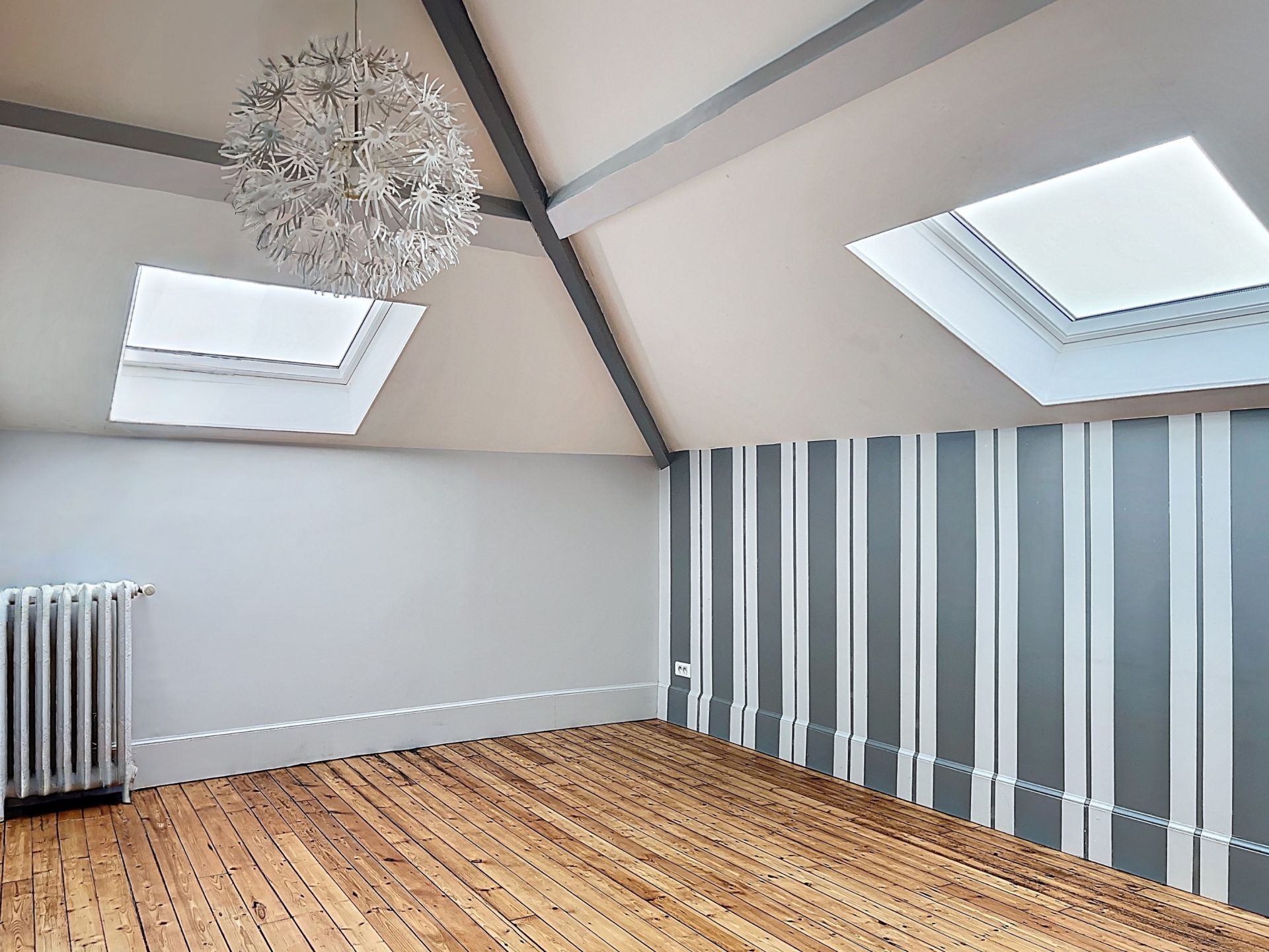 Louer Maison 8&nbsp;Pièces 238.79&nbsp;m² Rueil-Malmaison