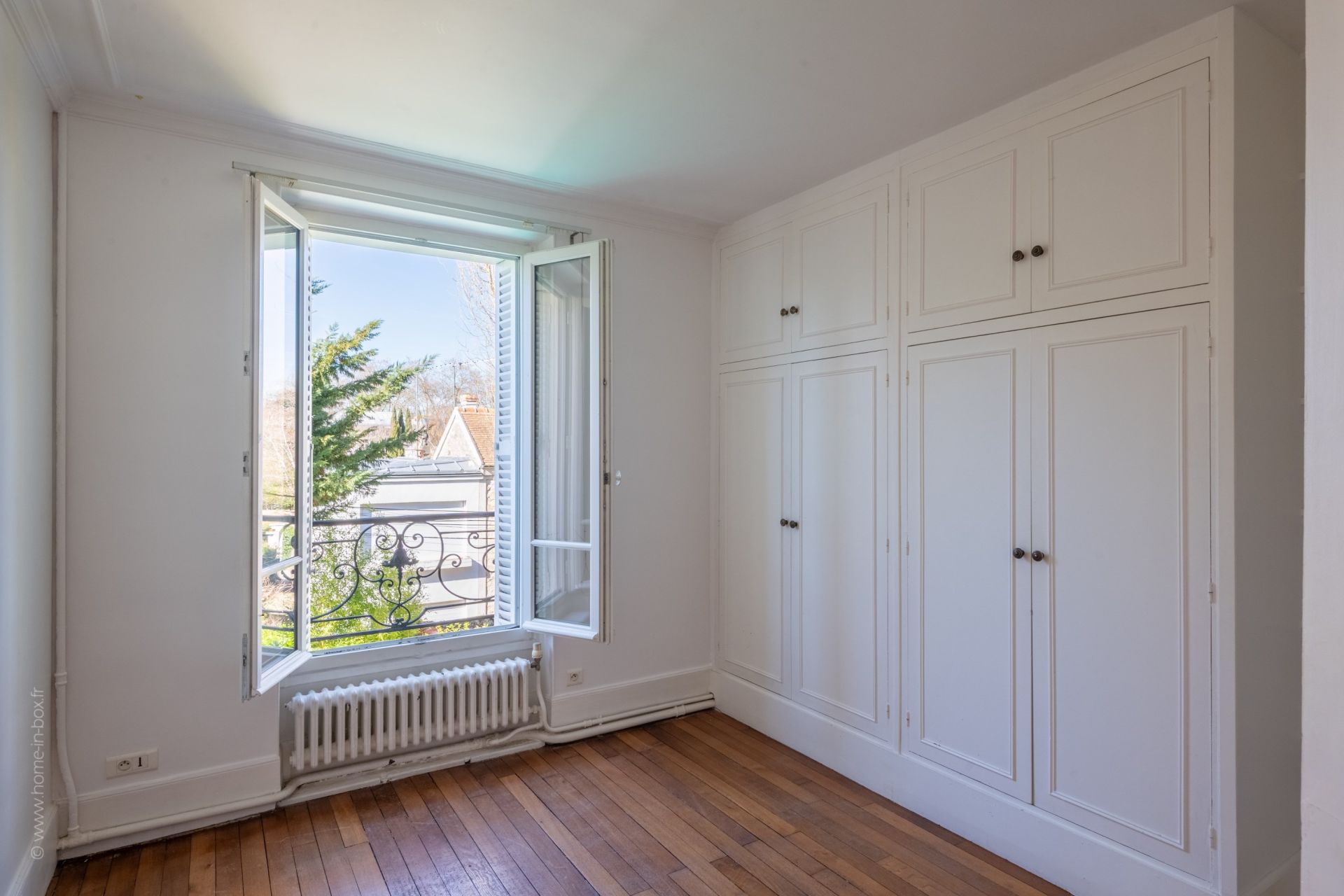 Louer Maison 8&nbsp;Pièces 238.79&nbsp;m² Rueil-Malmaison