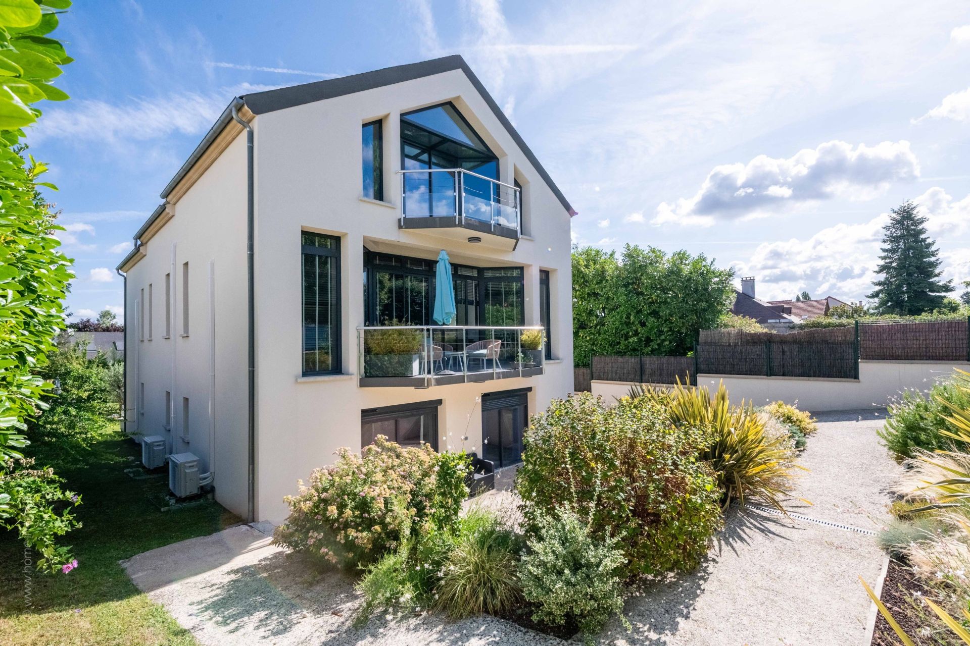 Acheter Maison 7&nbsp;Pièces 314.67&nbsp;m² Rueil-Malmaison
