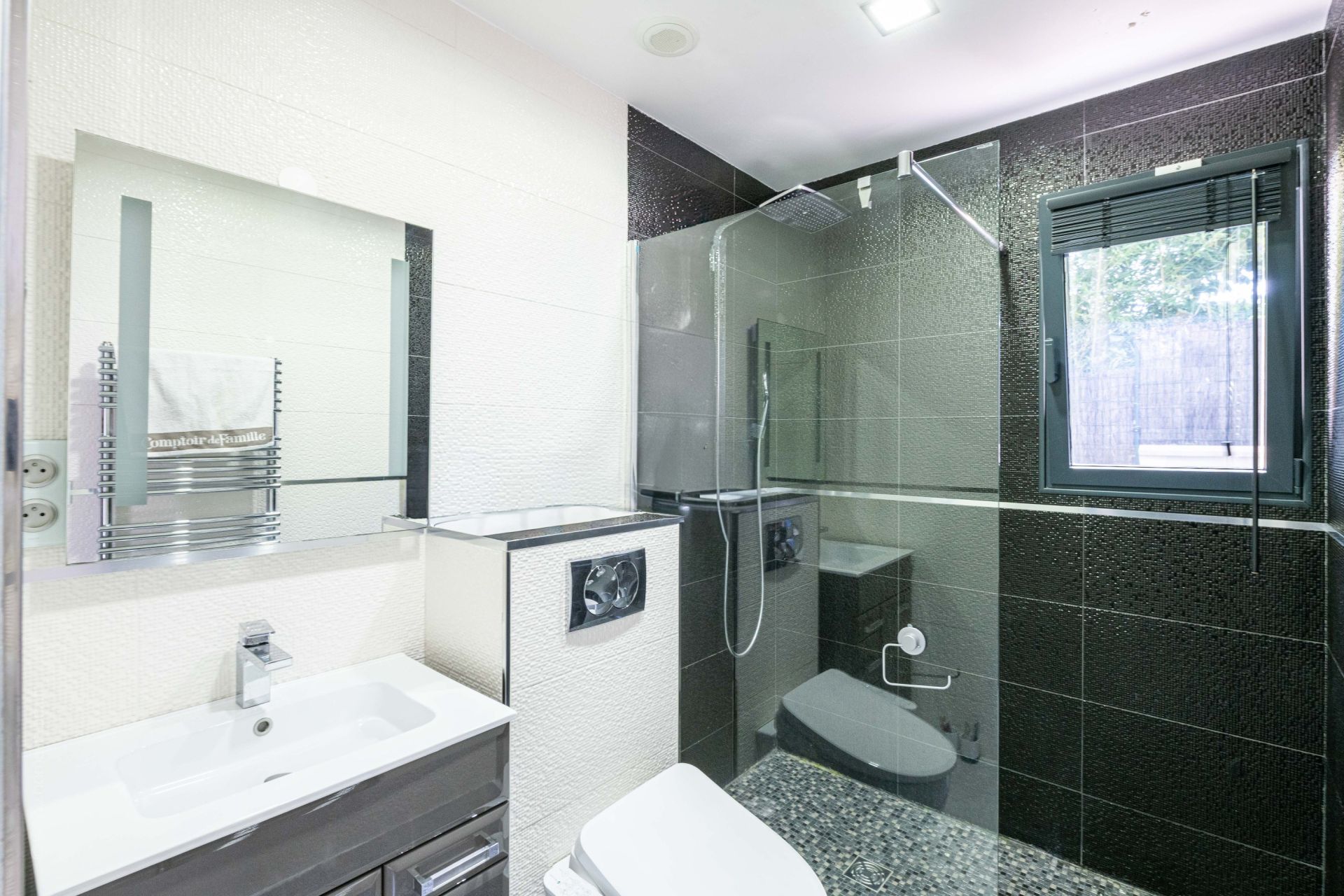 Acheter Maison 7&nbsp;Pièces 314.67&nbsp;m² Rueil-Malmaison