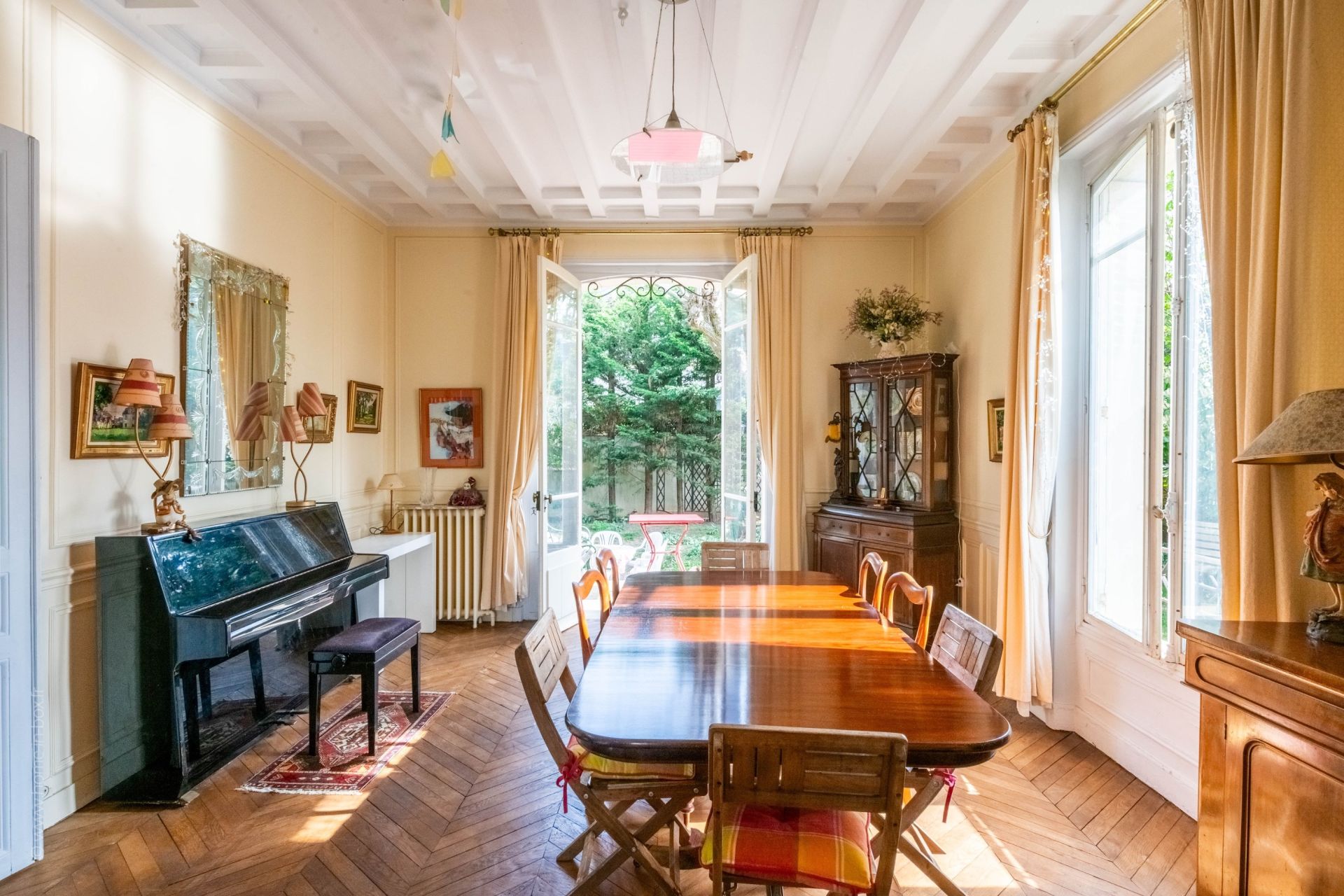 Acheter Maison 8&nbsp;Pièces 216&nbsp;m² Rueil-Malmaison