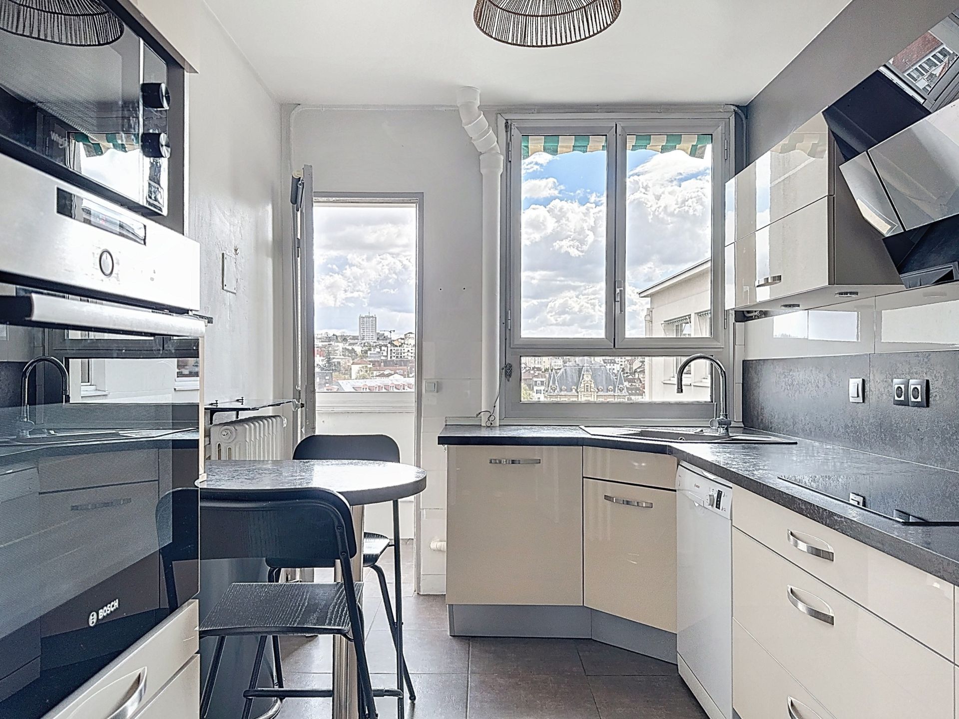 Acheter Appartement 4&nbsp;Pièces 93.87&nbsp;m² Rueil-Malmaison