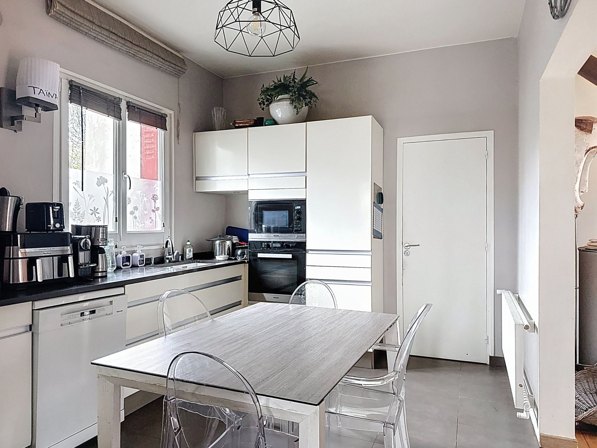 Acheter Maison 5&nbsp;Pièces 88.42&nbsp;m² Suresnes