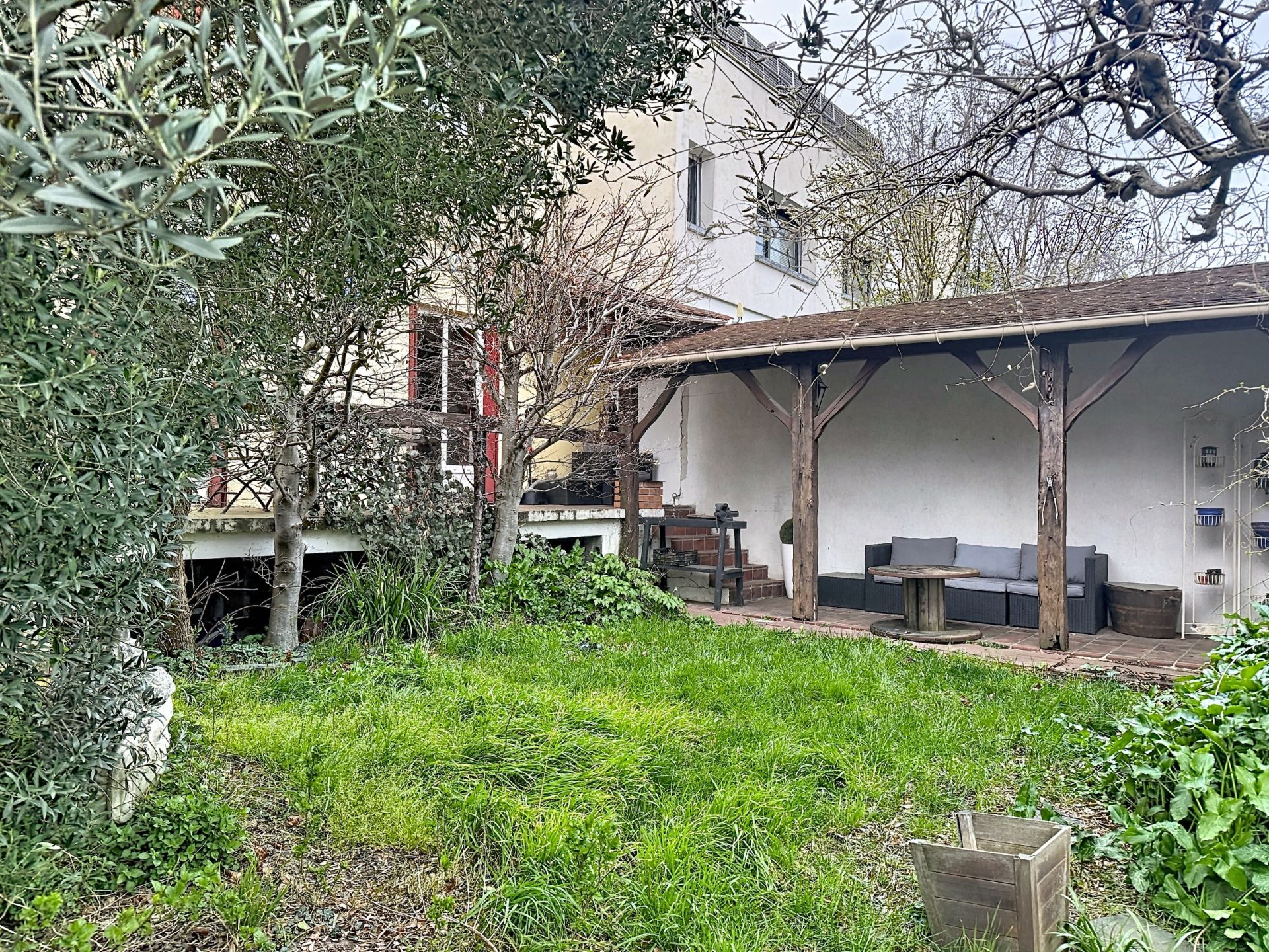 Acheter Maison 5&nbsp;Pièces 88.42&nbsp;m² Suresnes