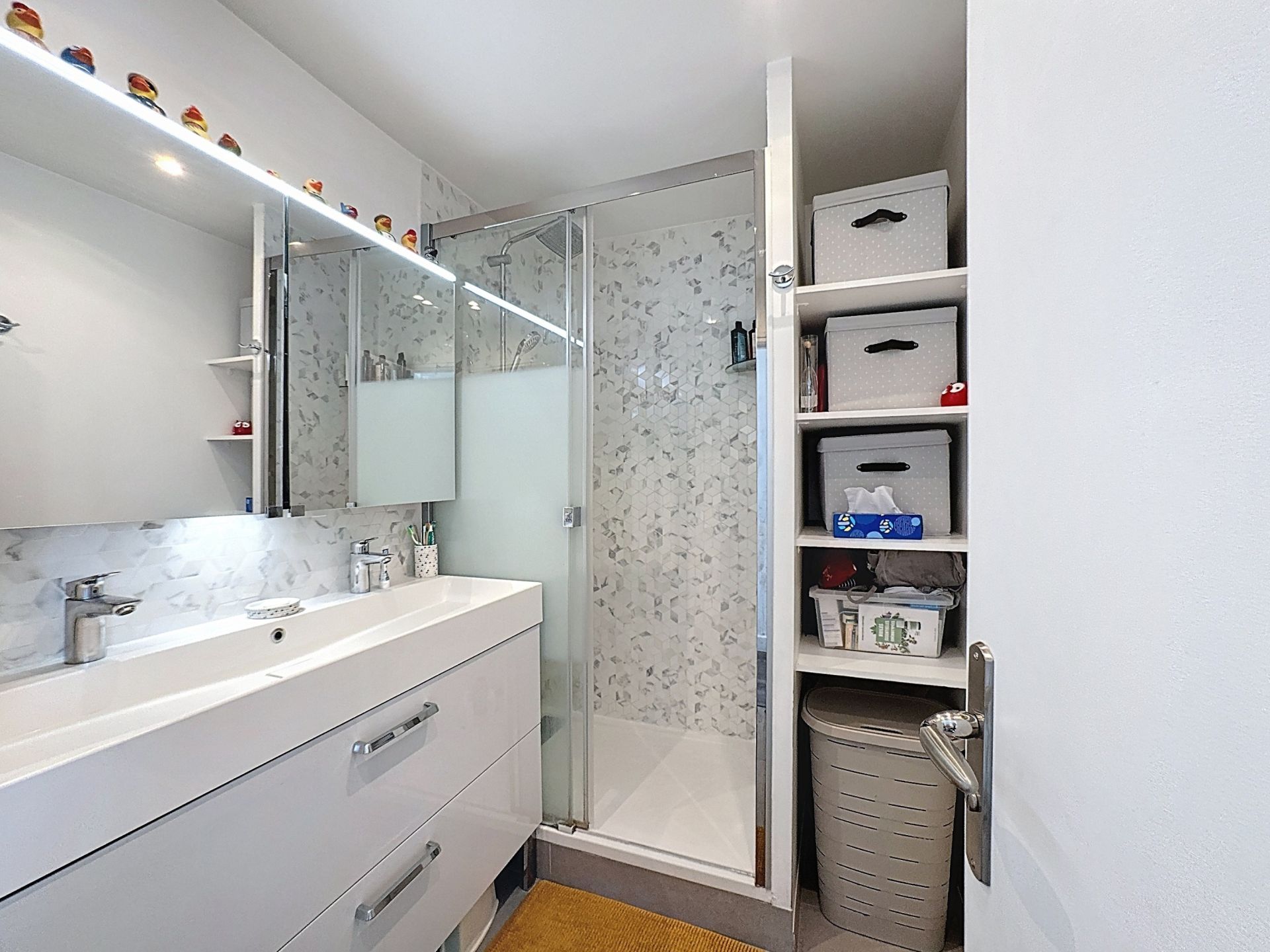 Acheter Appartement 4&nbsp;Pièces 76.92&nbsp;m² Rueil-Malmaison