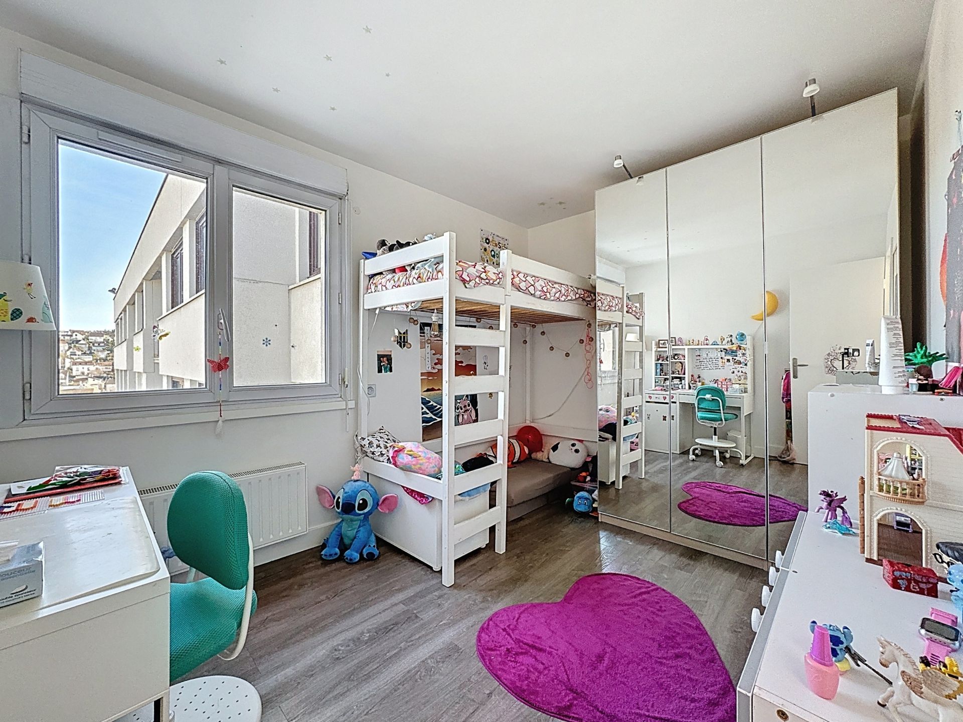 Acheter Appartement 4&nbsp;Pièces 76.92&nbsp;m² Rueil-Malmaison