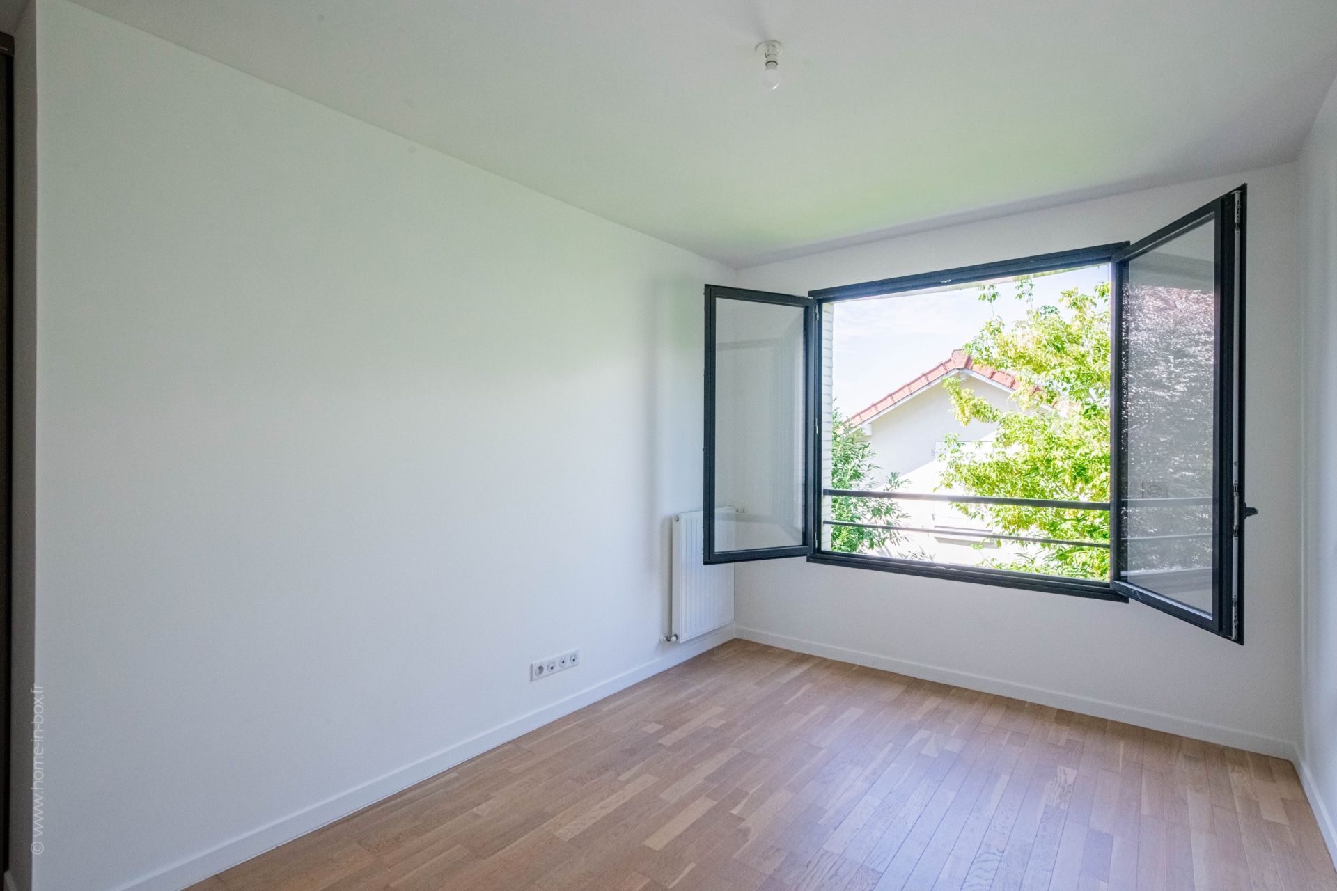 Louer Maison 5&nbsp;Pièces 128.36&nbsp;m² Rueil-Malmaison