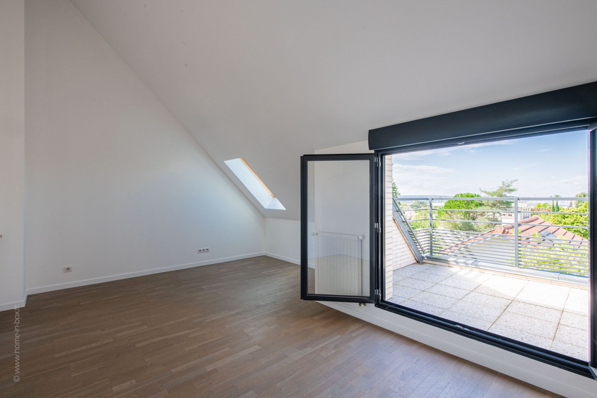 Louer Maison 5&nbsp;Pièces 128.36&nbsp;m² Rueil-Malmaison