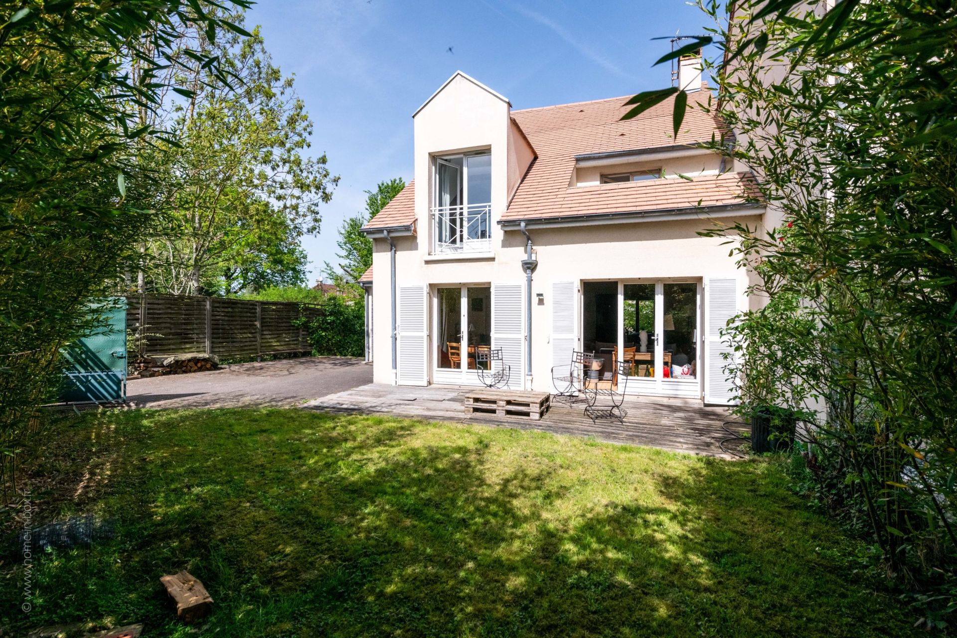 Acheter Maison 7&nbsp;Pièces 155.74&nbsp;m² Rueil-Malmaison