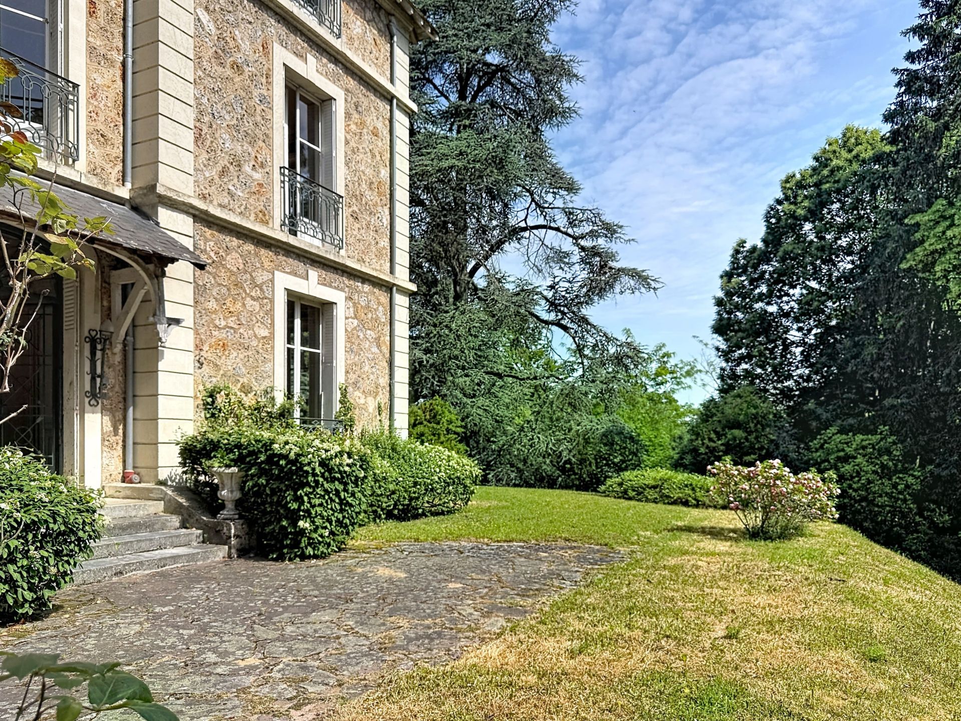 Acheter Maison 13&nbsp;Pièces 500&nbsp;m² Rueil-Malmaison