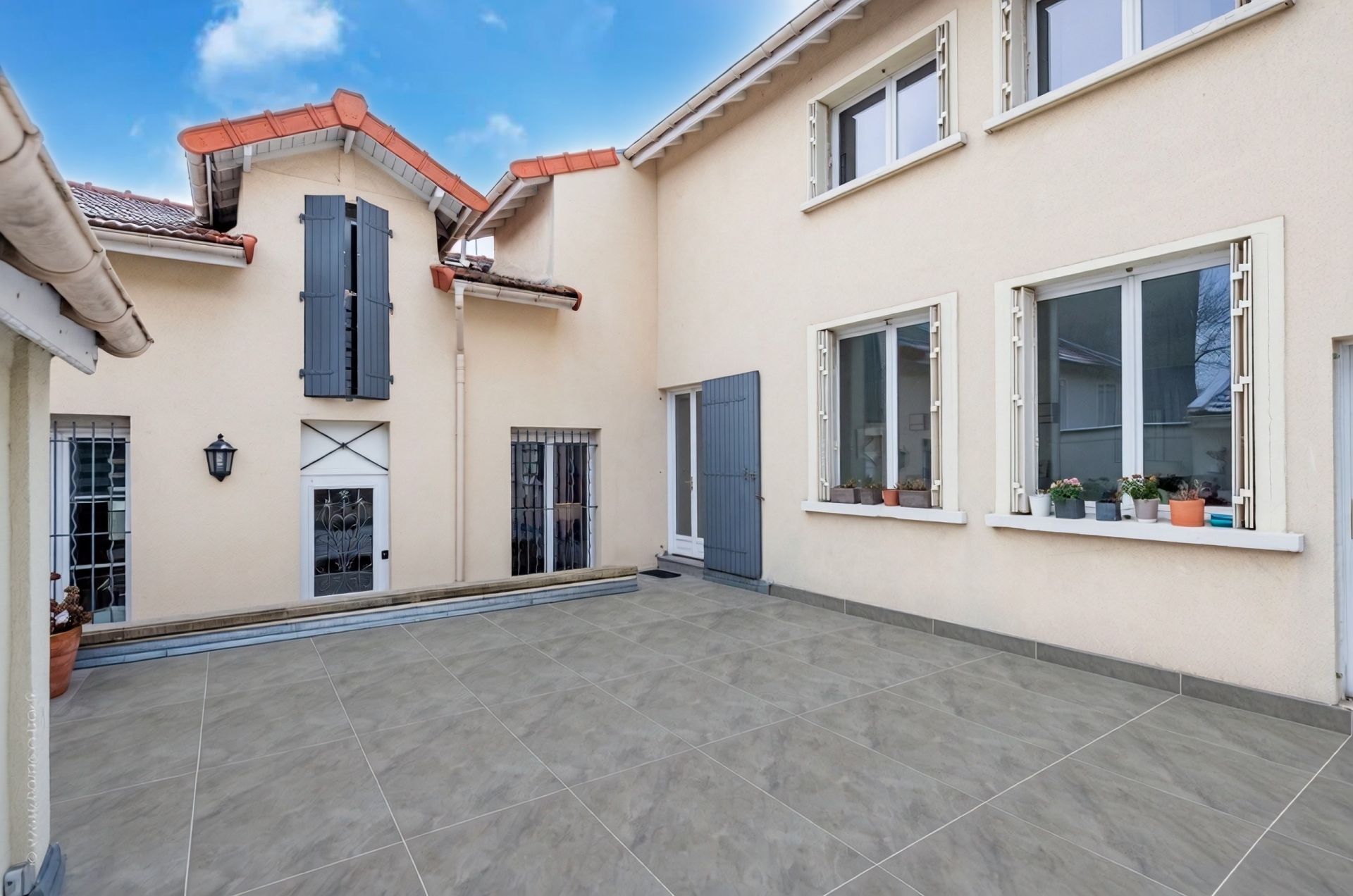 Acheter Maison 5&nbsp;Pièces 172.05&nbsp;m² Rueil-Malmaison