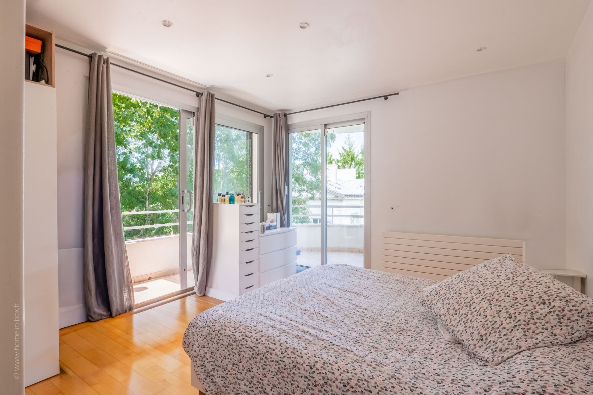 Louer Appartement 5&nbsp;Pièces 129.26&nbsp;m² Bougival