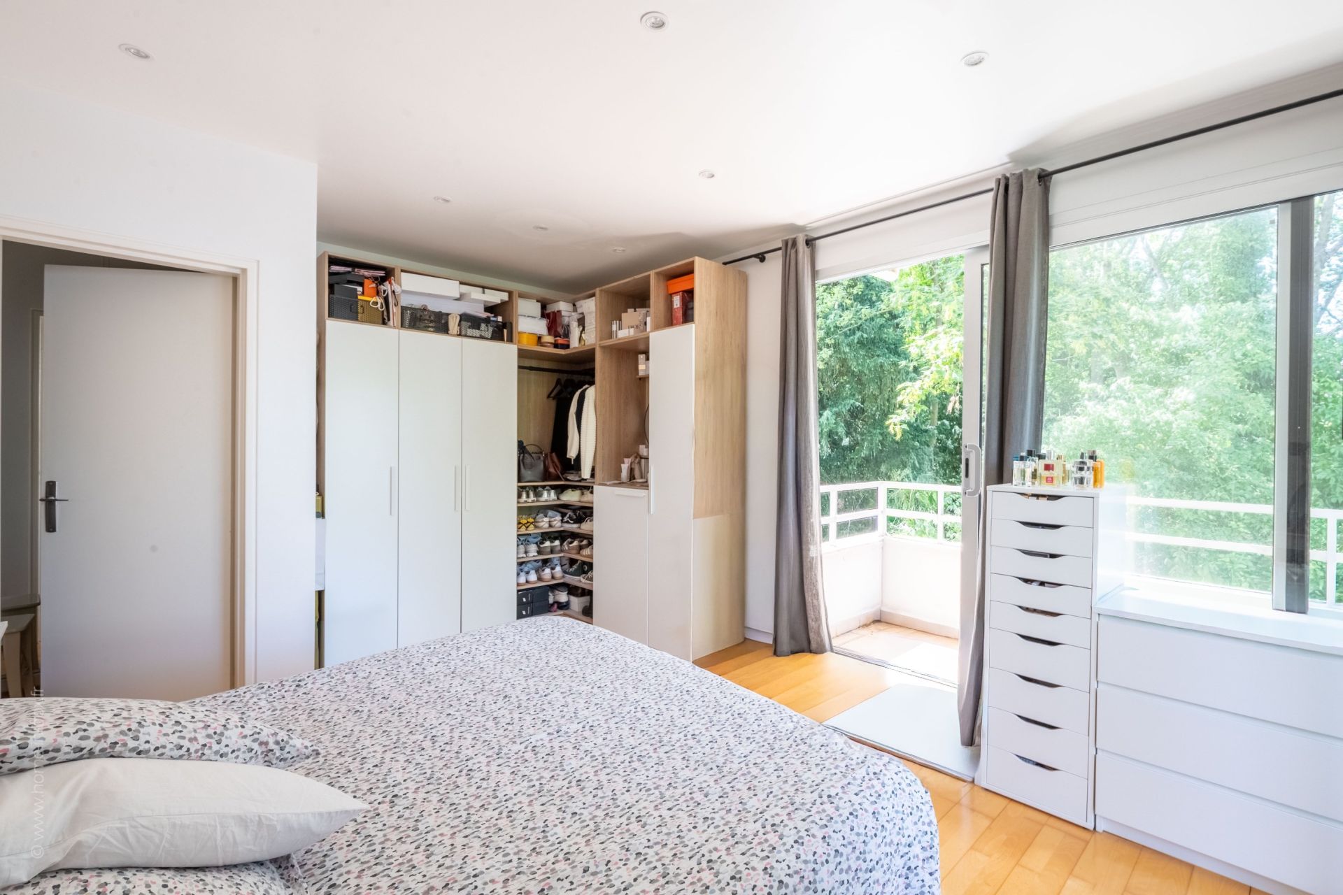 Louer Appartement 5&nbsp;Pièces 129.26&nbsp;m² Bougival