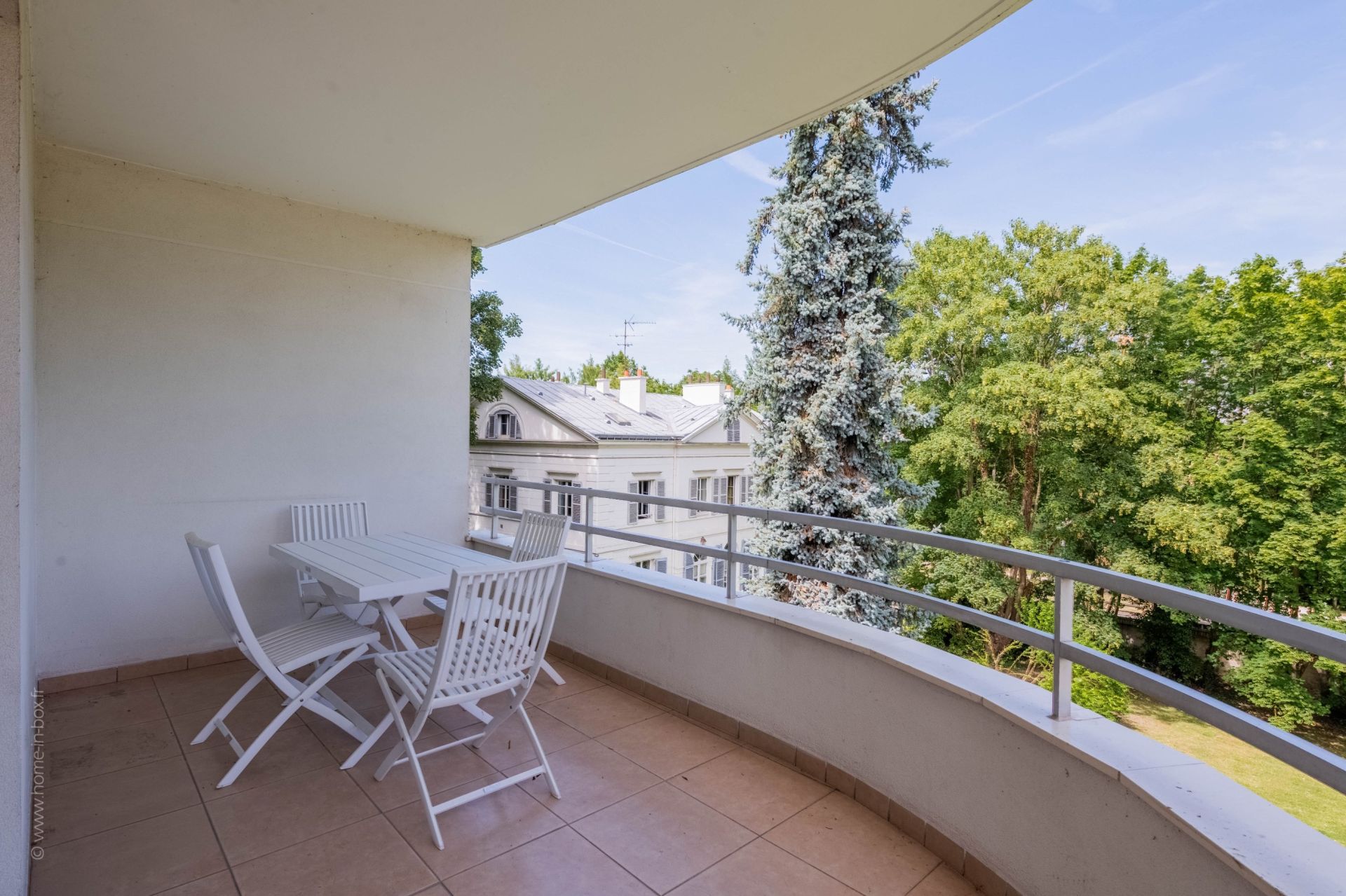 Louer Appartement 5&nbsp;Pièces 129.26&nbsp;m² Bougival